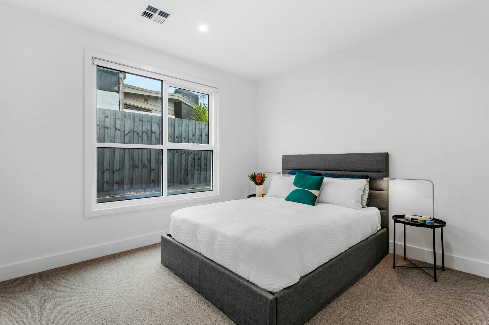 1/153 Mount Eliza Way, Mount Eliza, 3930