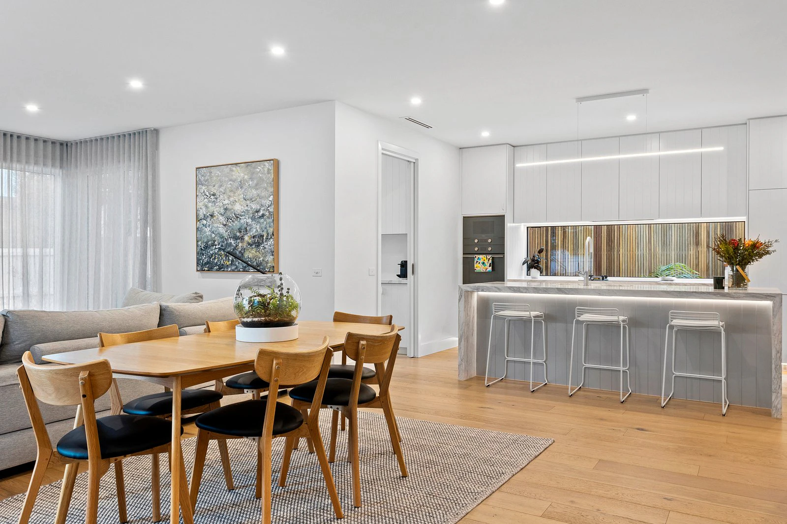 1/153 Mount Eliza Way, Mount Eliza, 3930