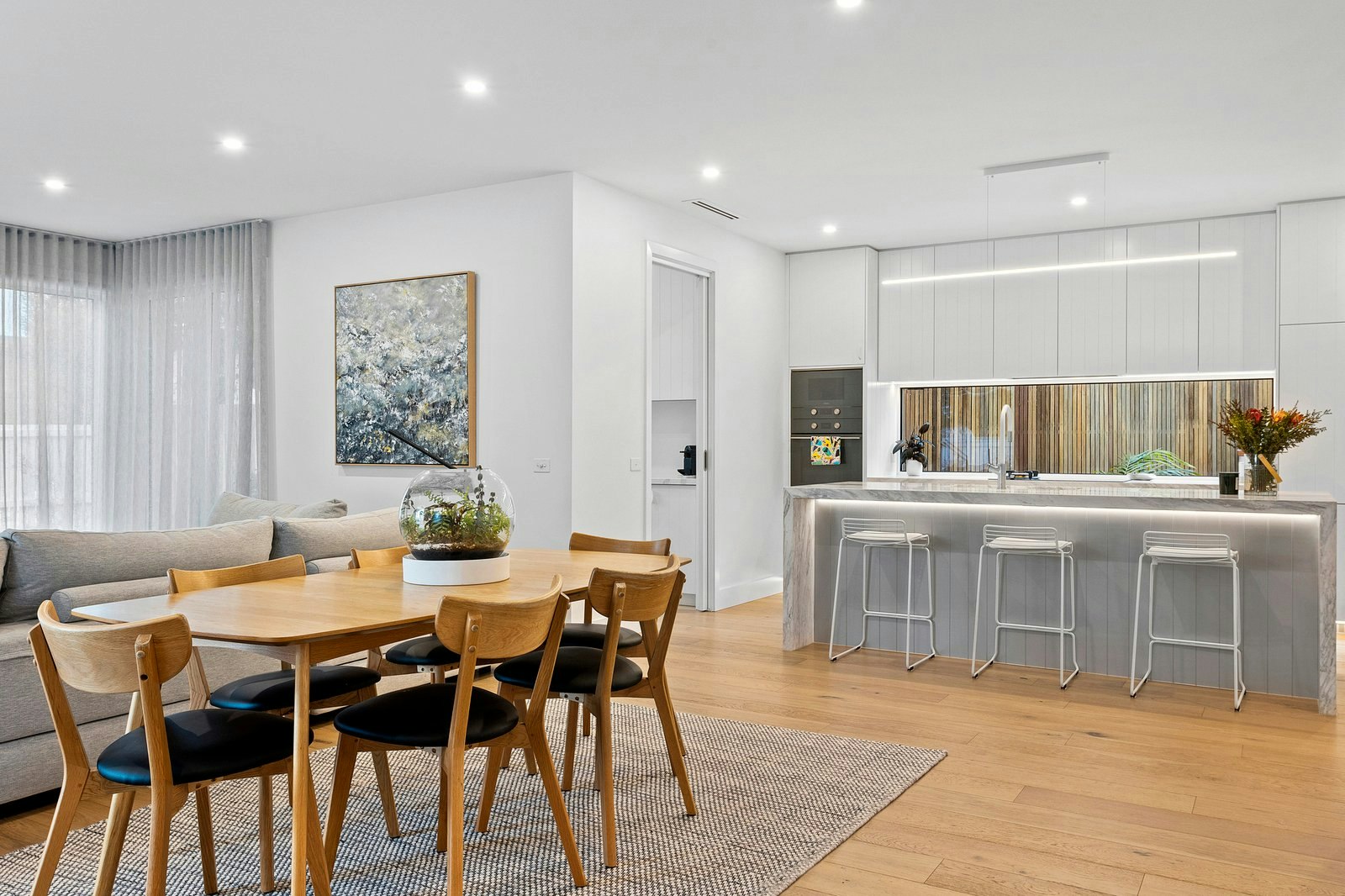 1/153 Mount Eliza Way, Mount Eliza, 3930