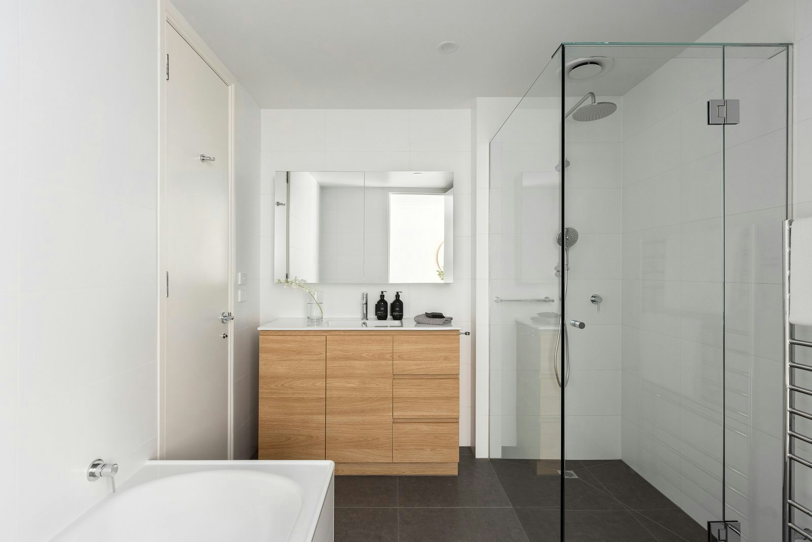 4/105 Mathoura Road, Toorak, 3142