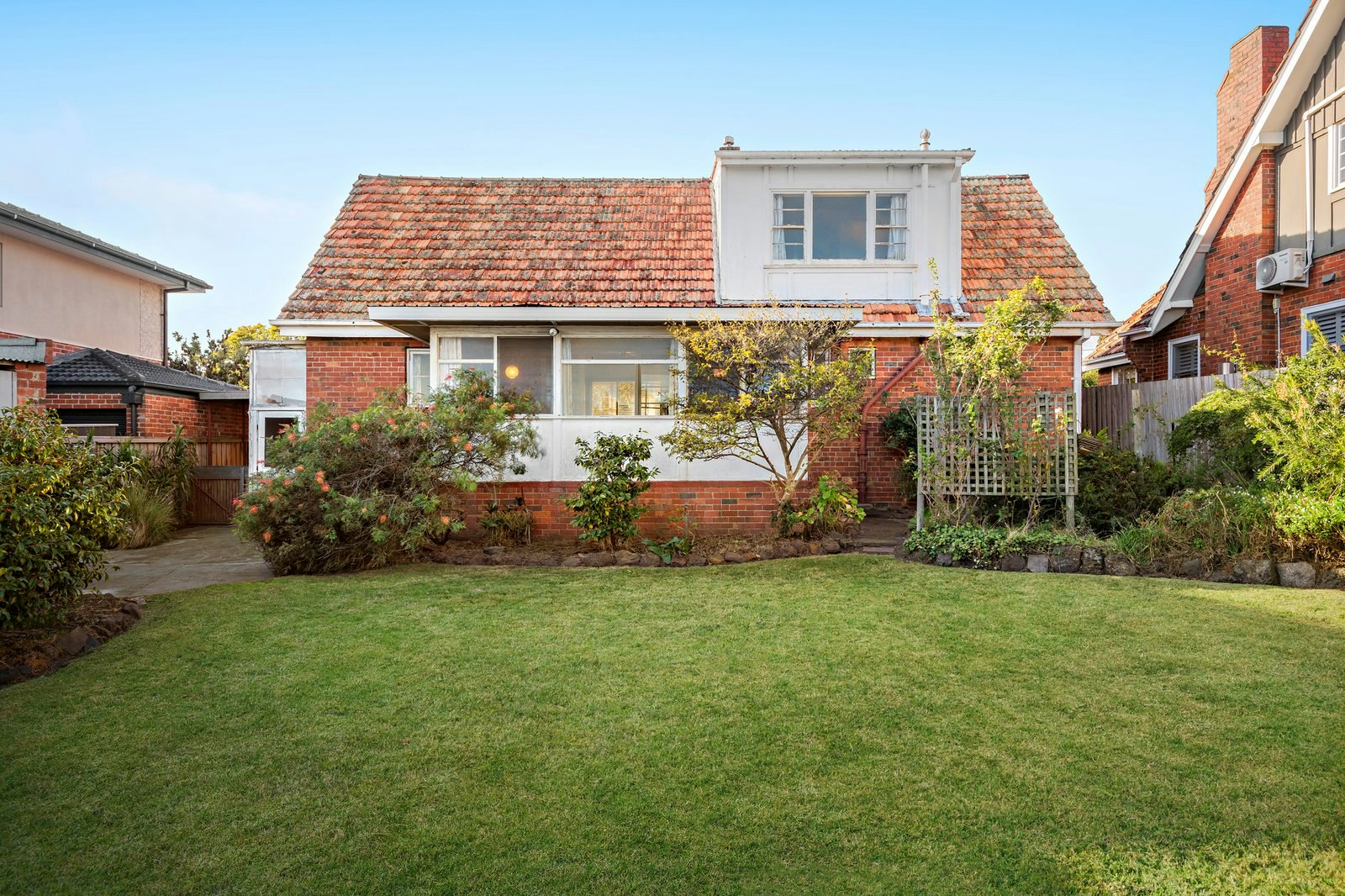 54 Arkaringa Crescent, Black Rock, 3193