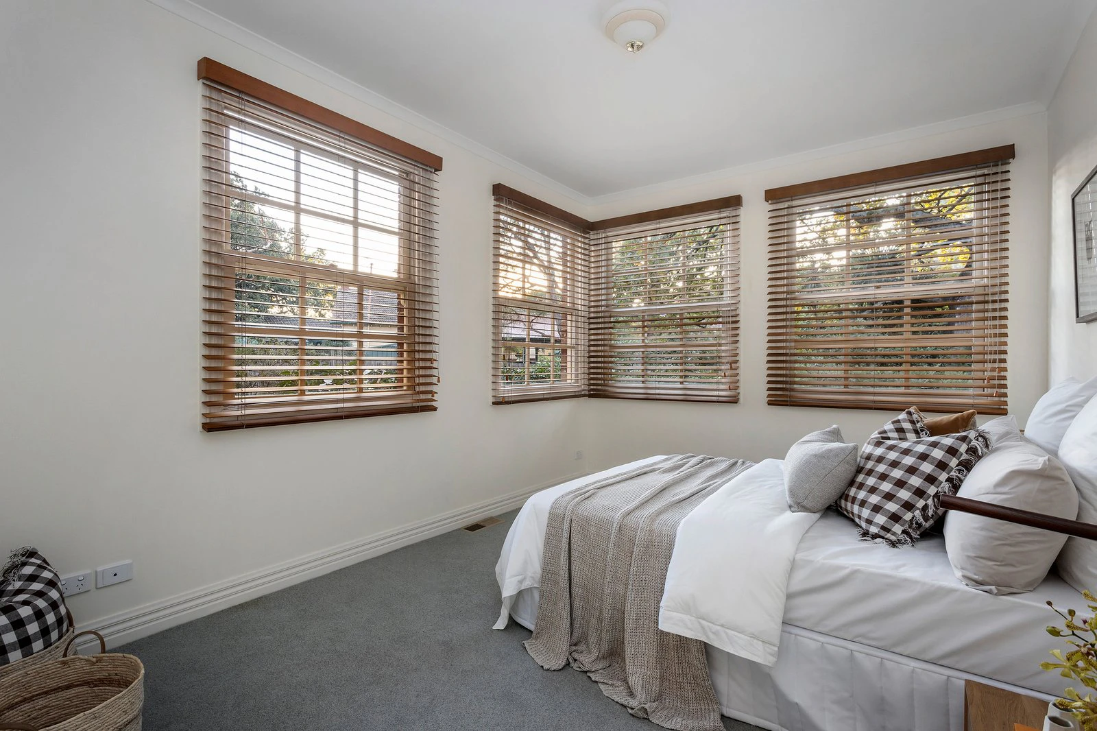 60 Warburton Road, Canterbury, 3126