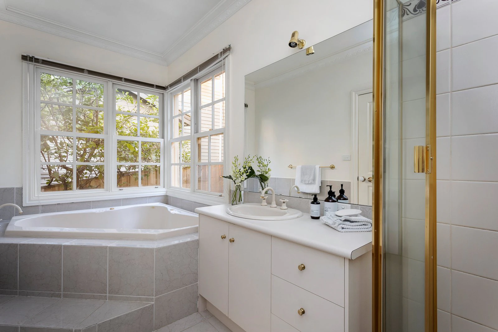 60 Warburton Road, Canterbury, 3126