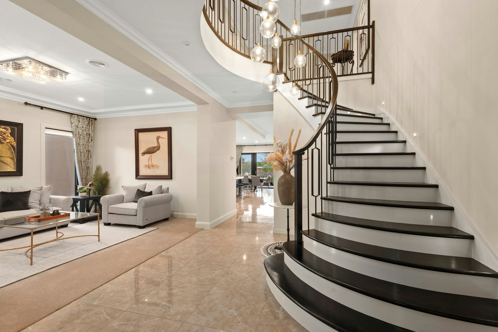 10 Leeds Road, Mount Waverley, 3149