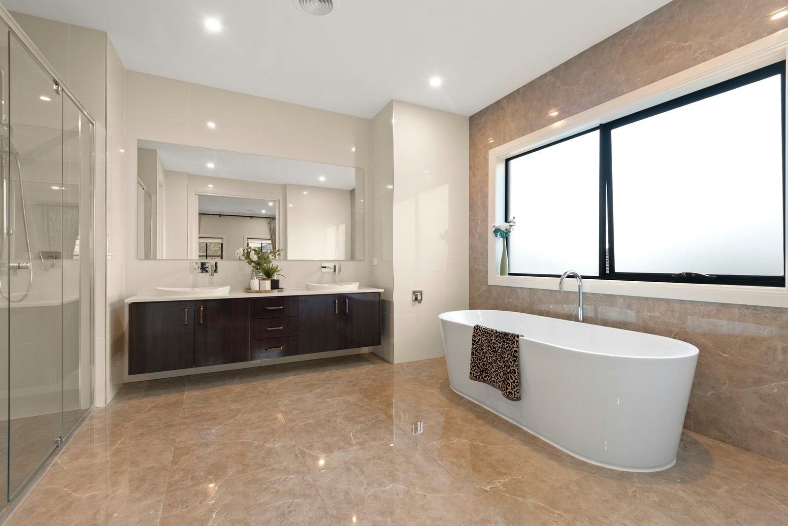 10 Leeds Road, Mount Waverley, 3149