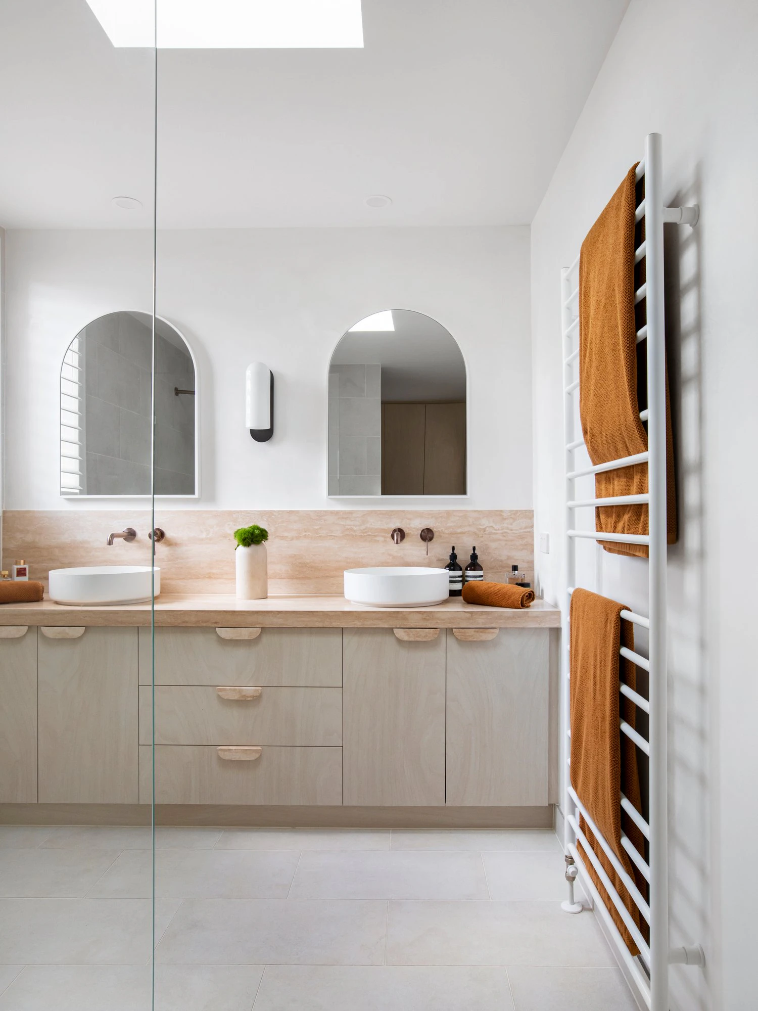 24 Fairbairn Road, Toorak, 3142