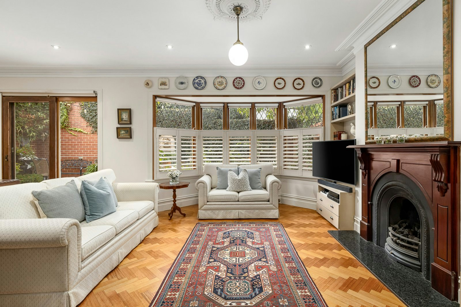 2/211 Highfield Road, Camberwell, 3124