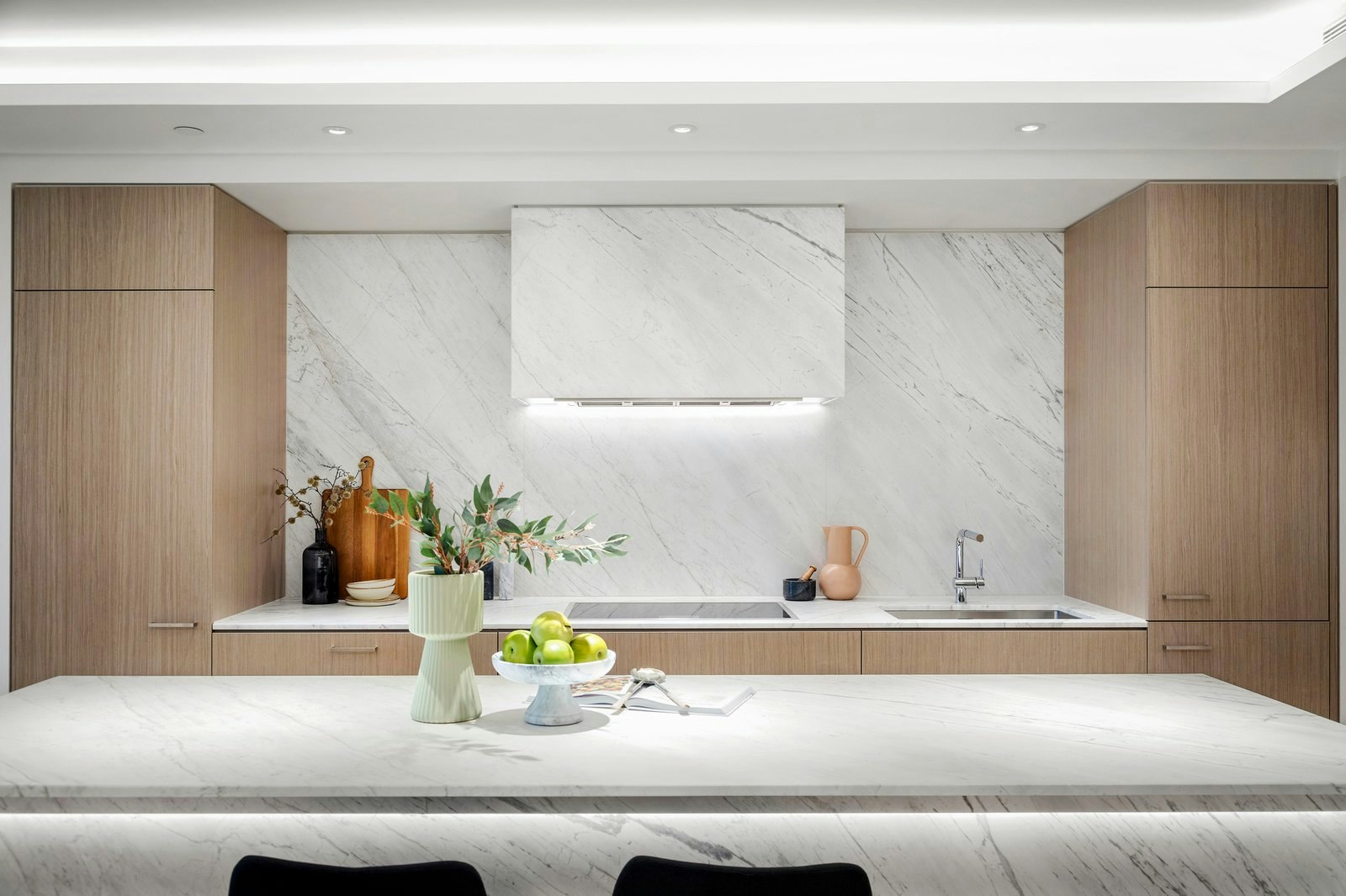 402a/14-16 The Esplanade, St Kilda, 3182