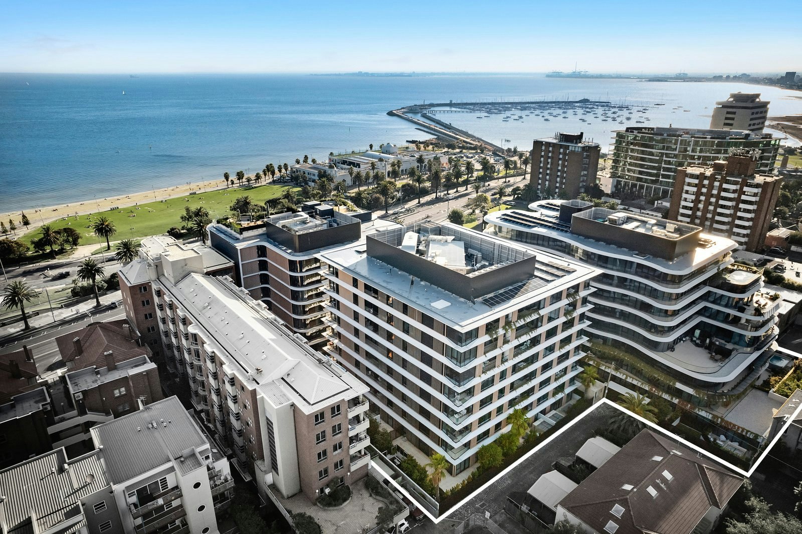 402a/14-16 The Esplanade, St Kilda, 3182