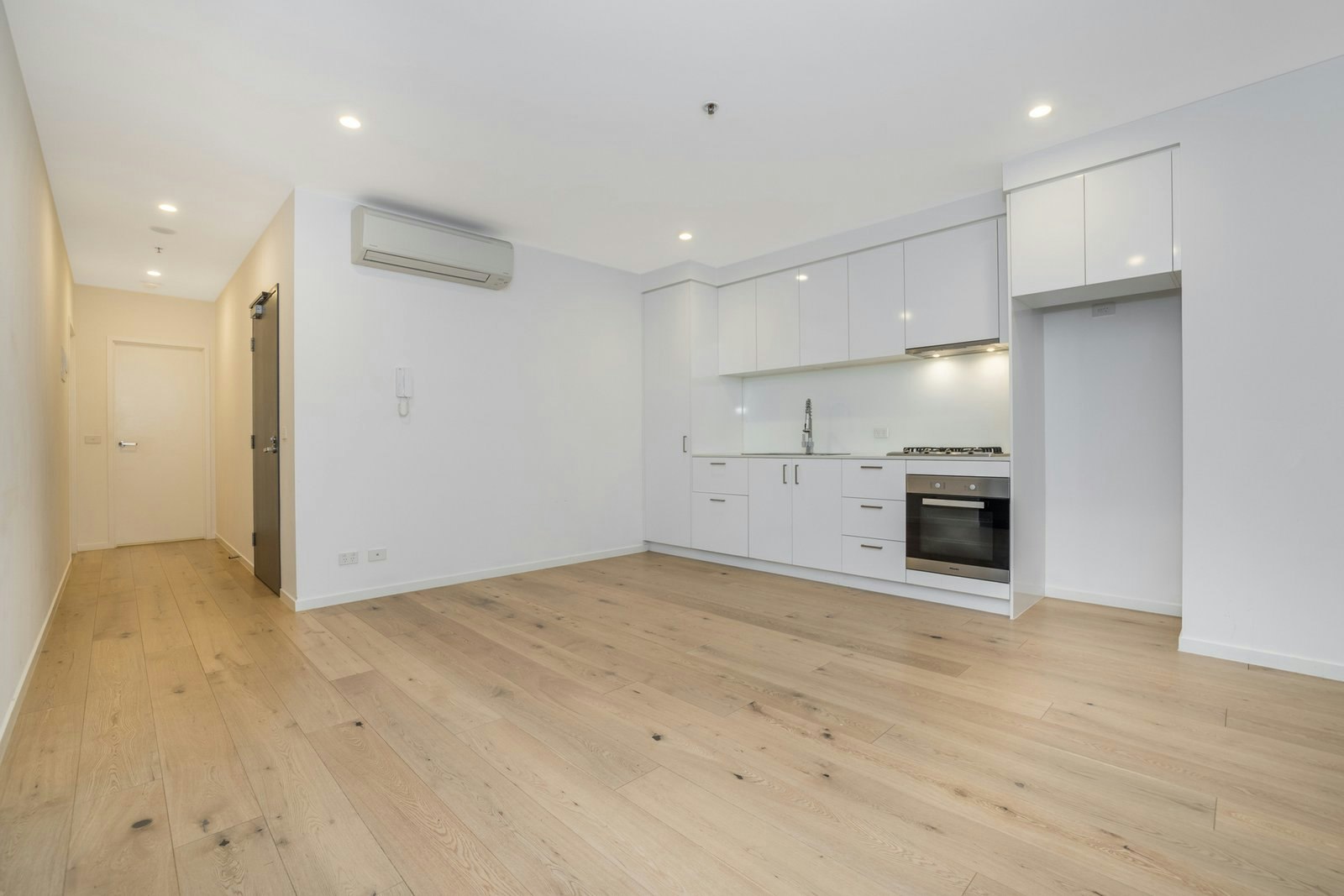 204/849 Burwood Road, Hawthorn East, 3123