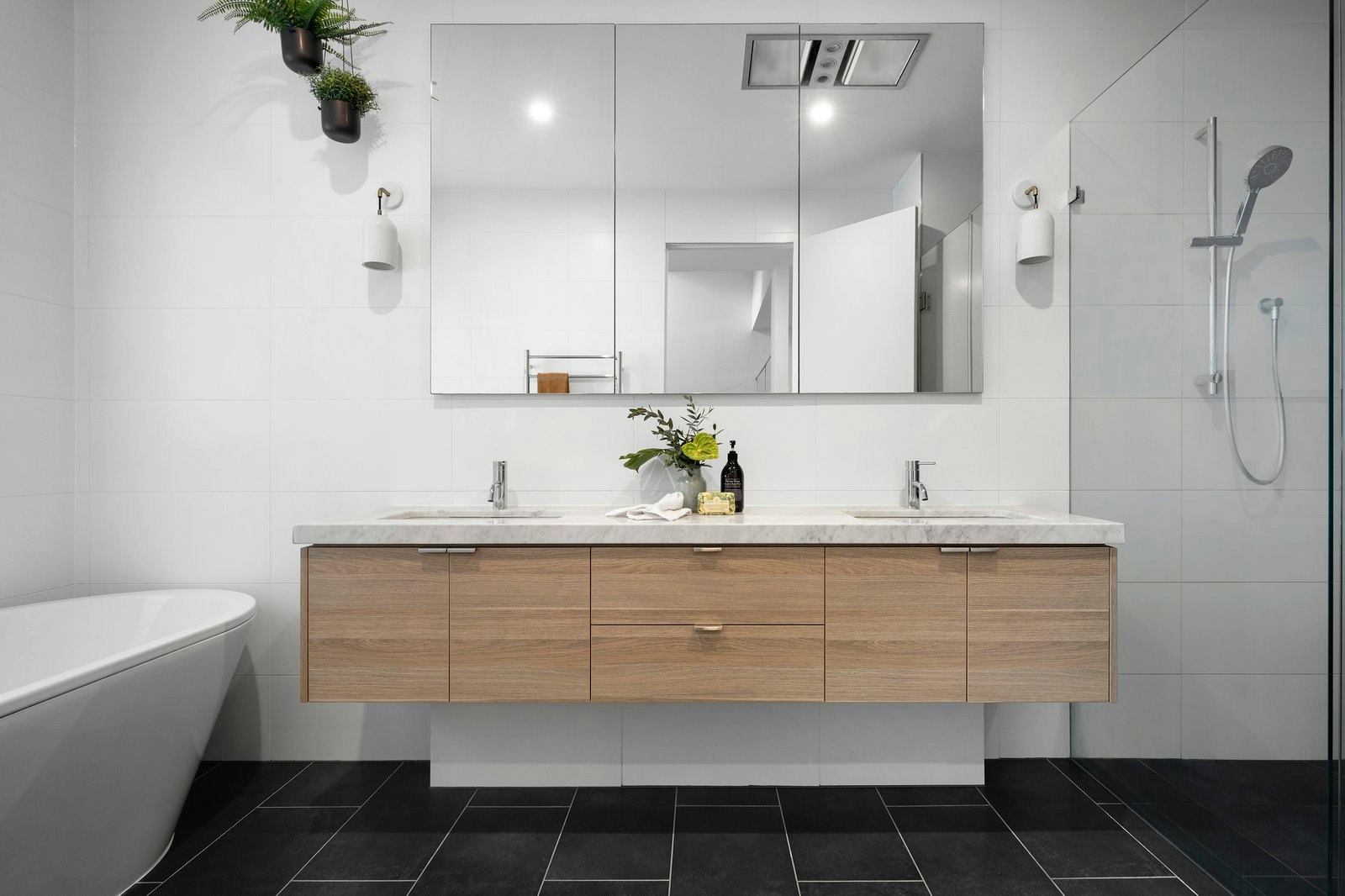 100 Orlando Street, Hampton, 3188