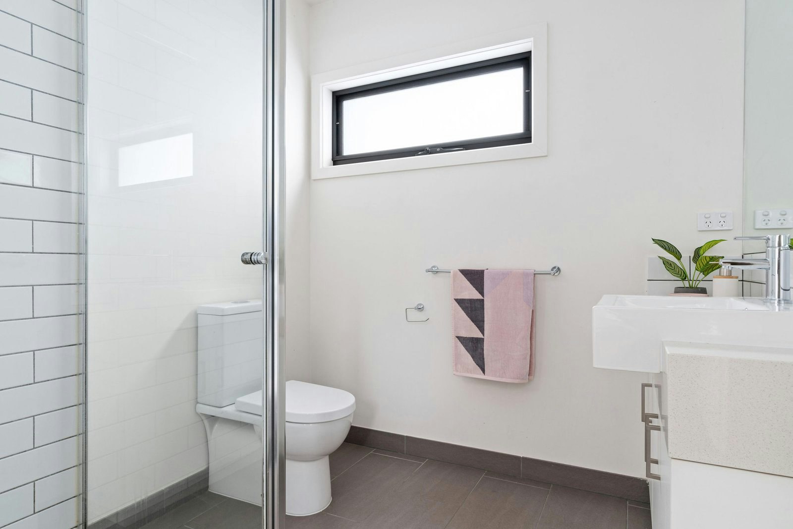 1/51 Van Ness Avenue, Mornington, 3931