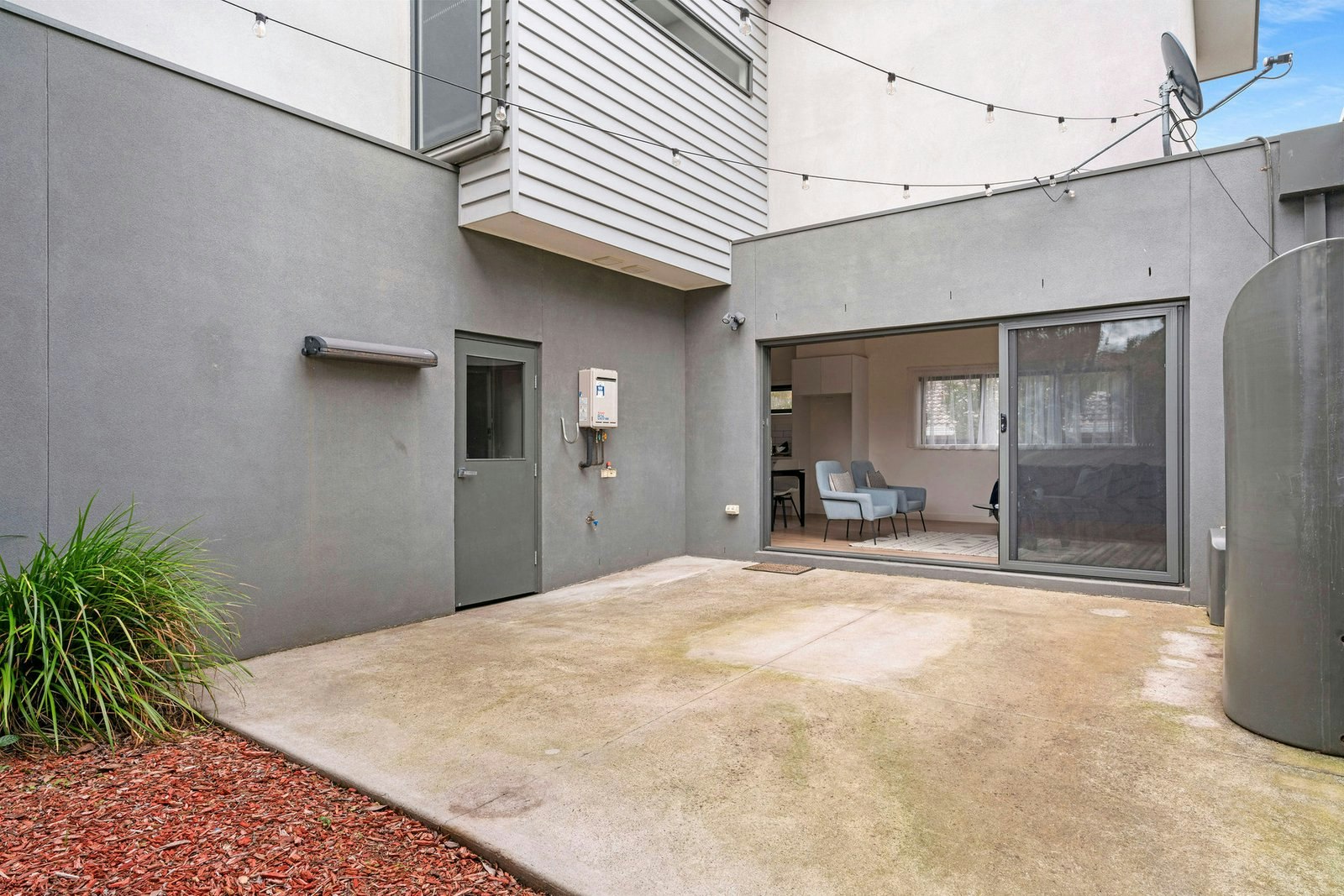 1/51 Van Ness Avenue, Mornington, 3931