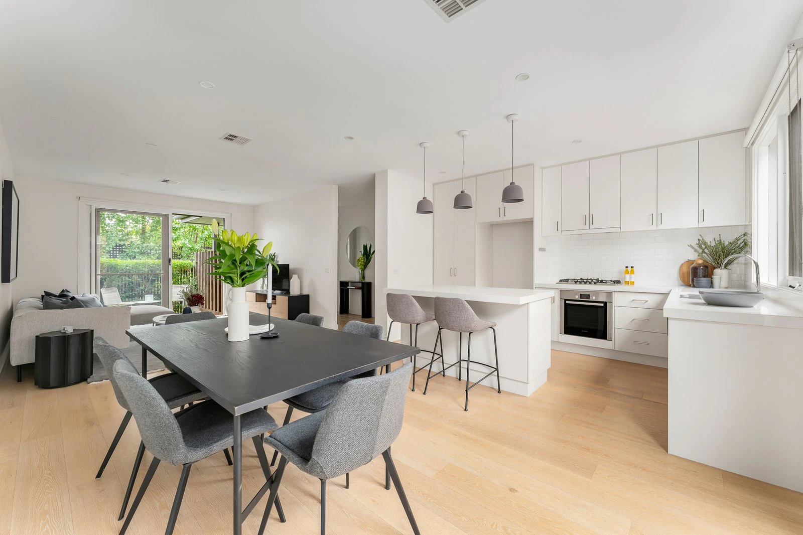 13 Devonshire Road, Malvern East, 3145