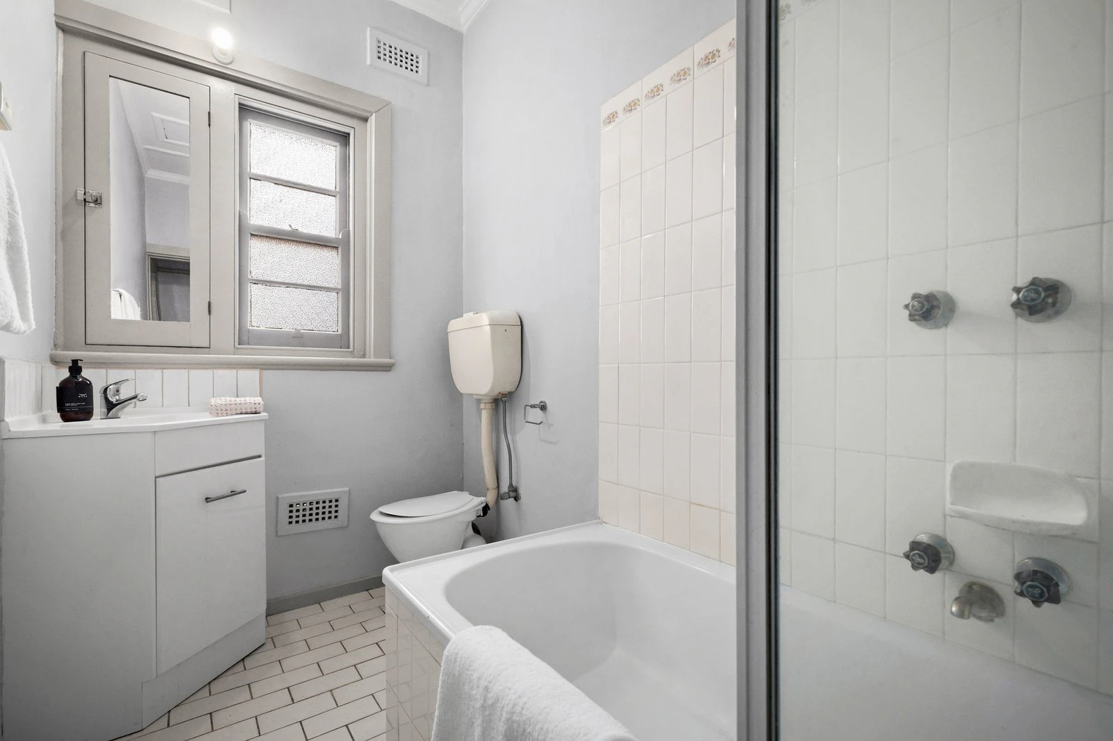 2 & 2a Robinson Street, Prahran, 3181