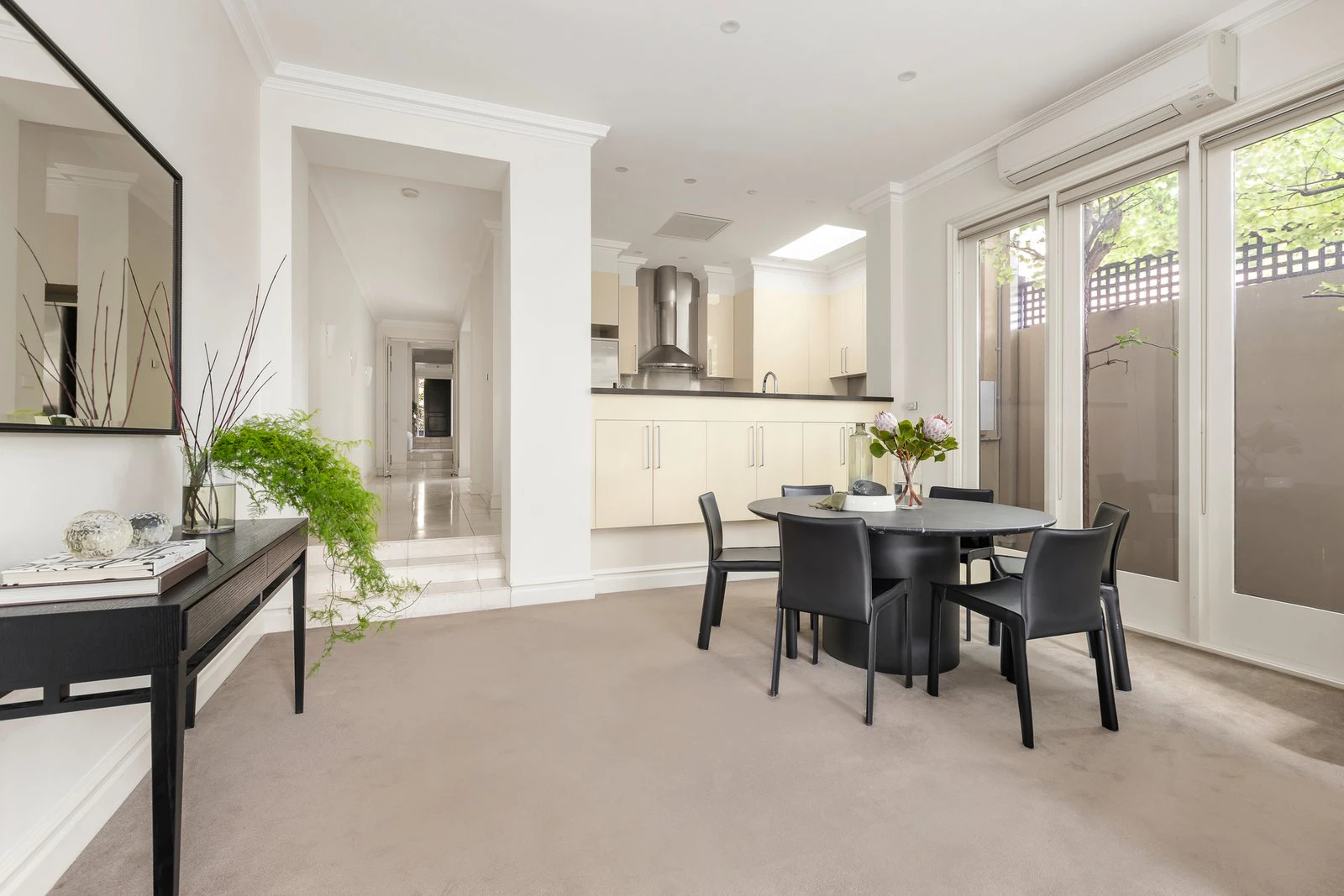 87 Mathoura Road, Toorak, 3142