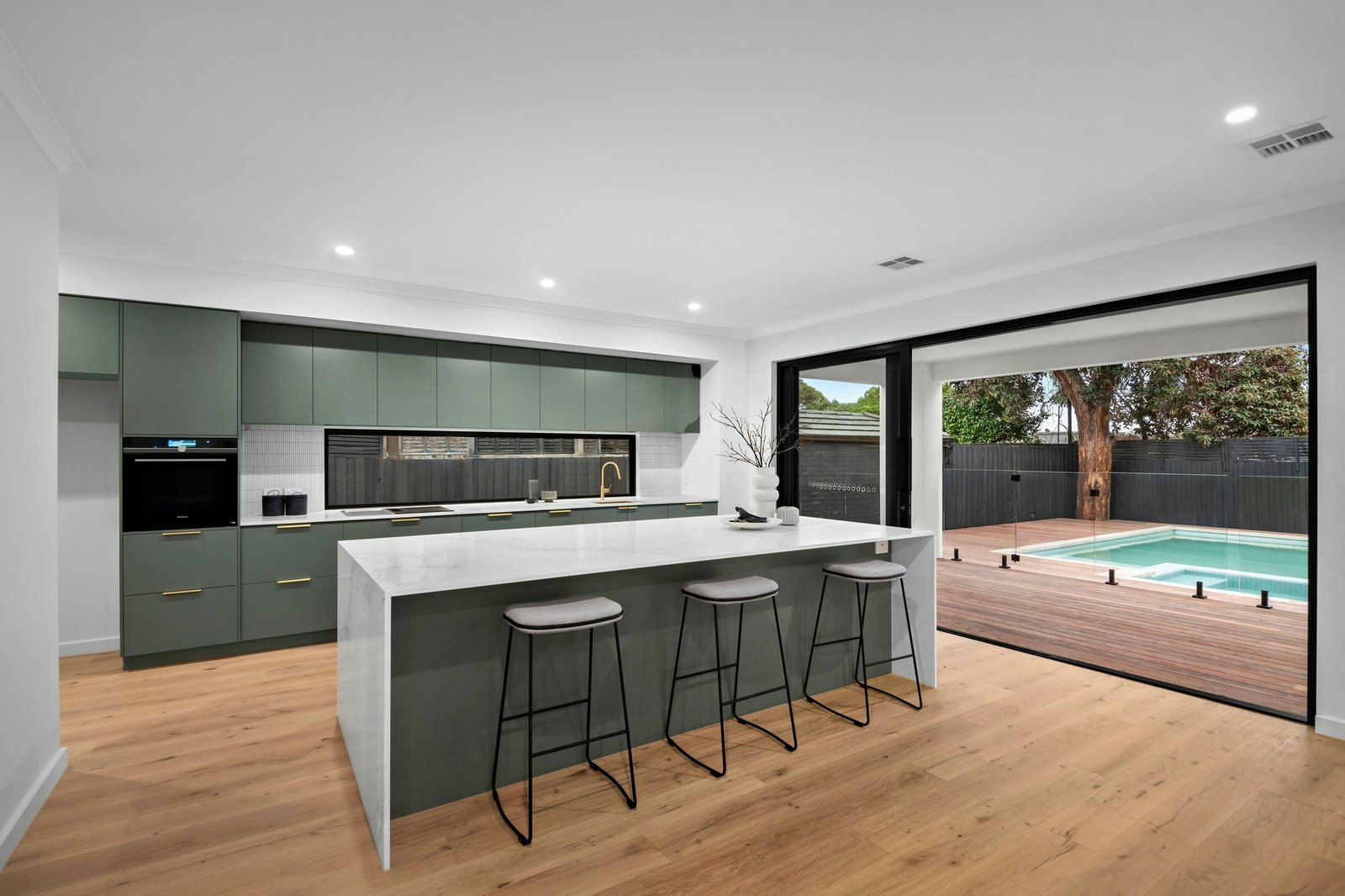 17 Summerhill Road, Beaumaris, 3193