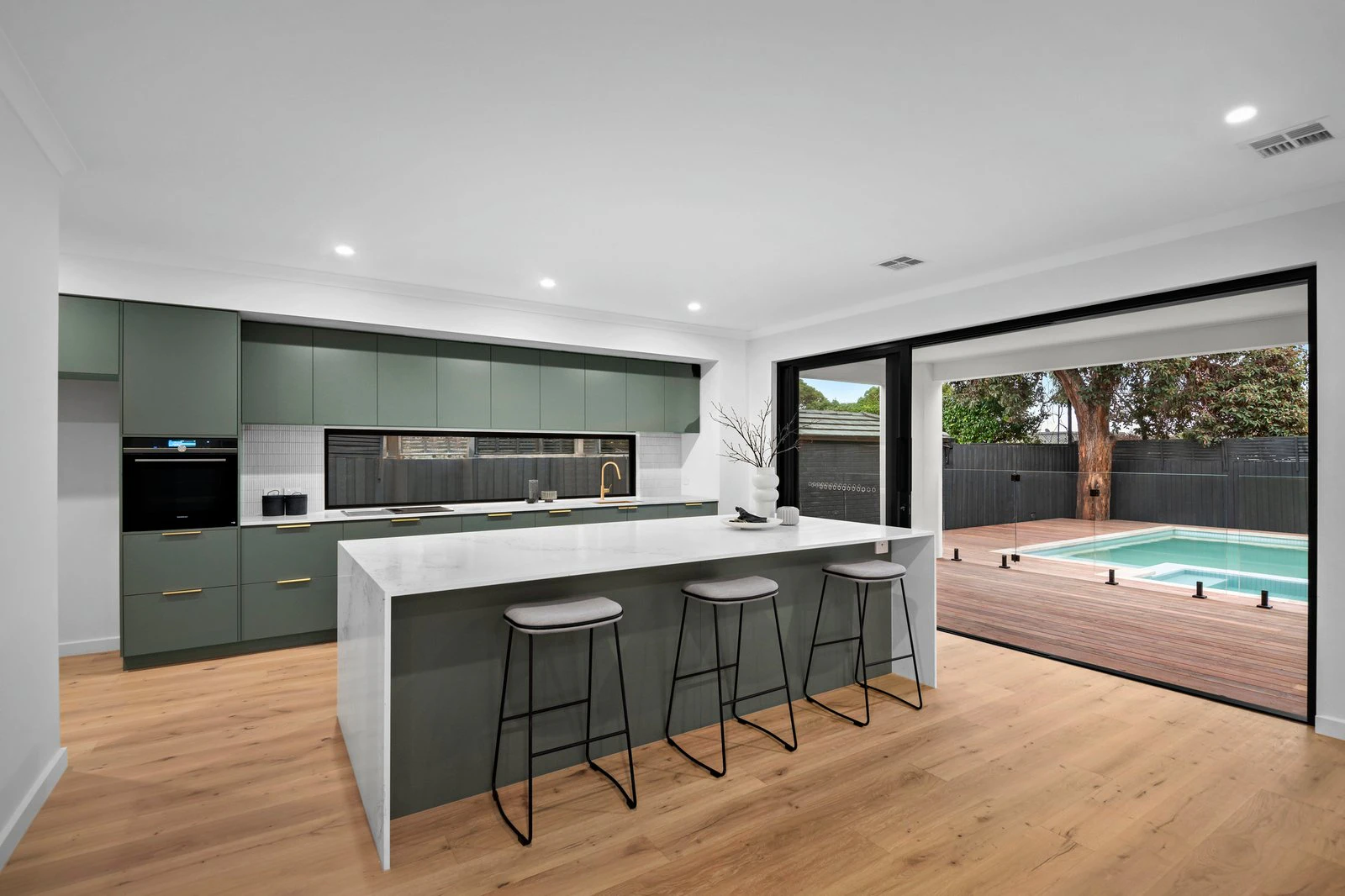 17 Summerhill Road, Beaumaris, 3193