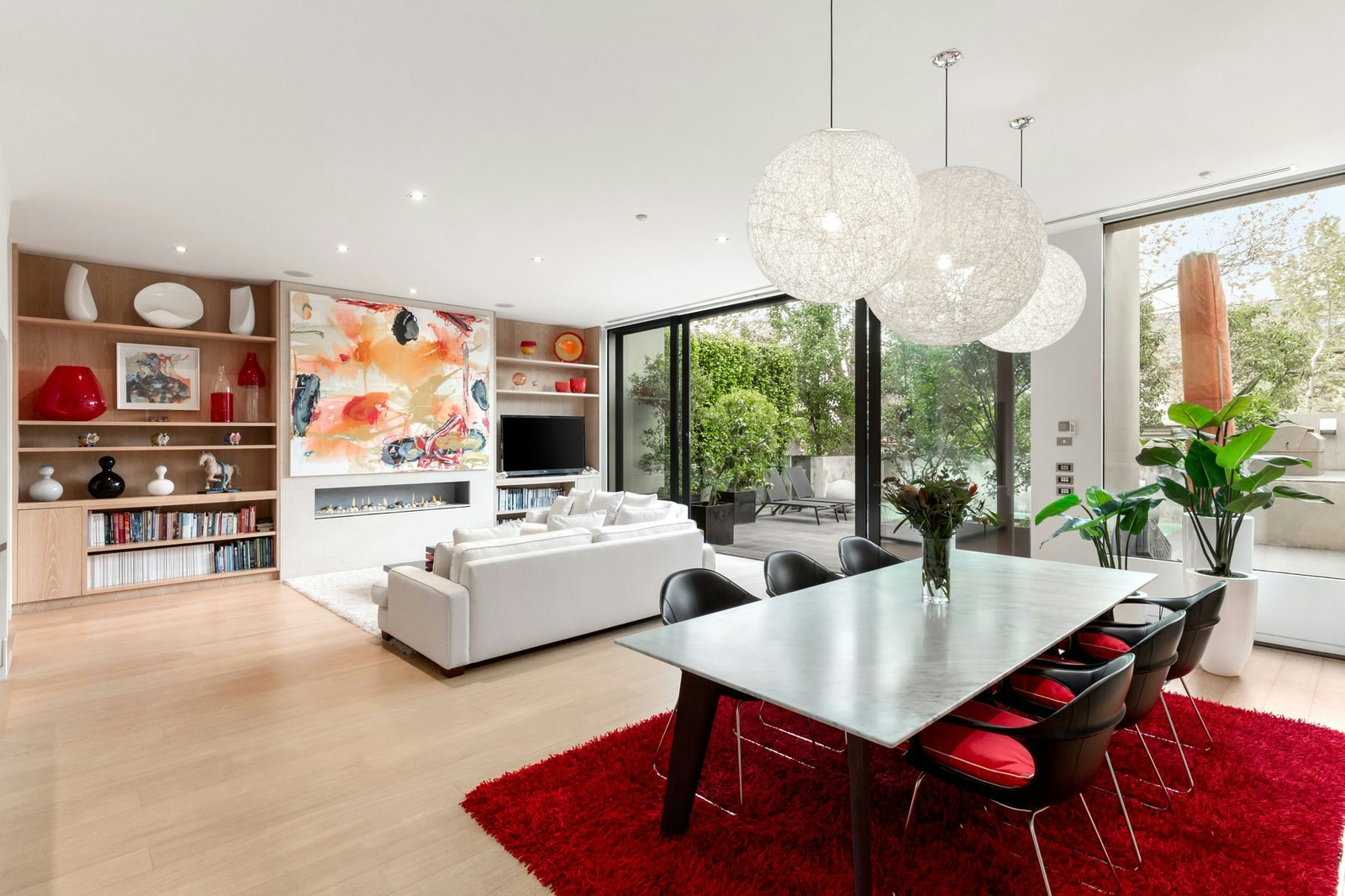 6 Torresdale Road, Toorak, 3142