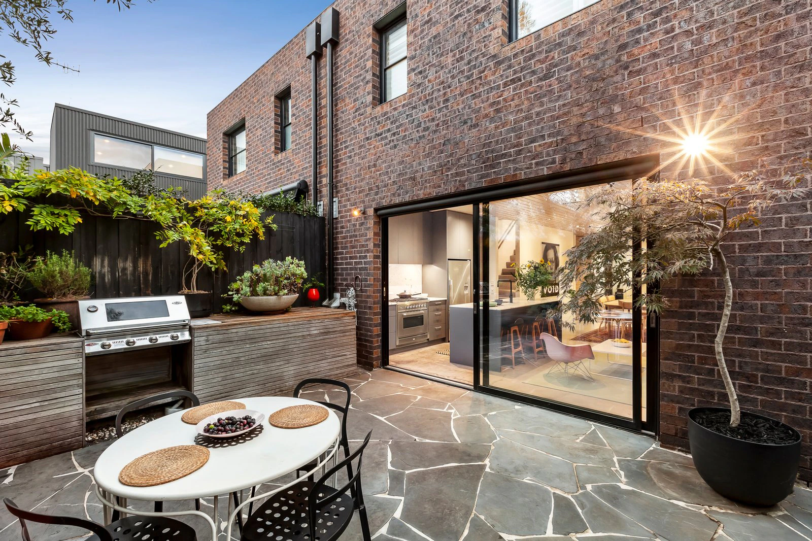 18 Jervois Street, St Kilda East, 3183