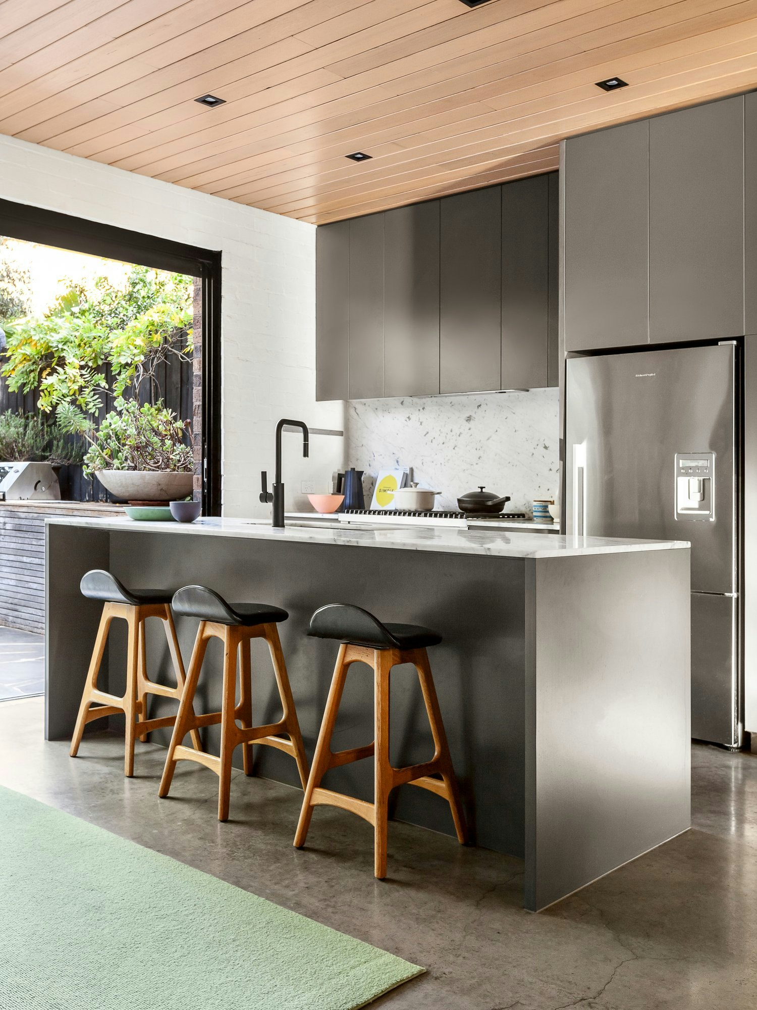 18 Jervois Street, St Kilda East, 3183