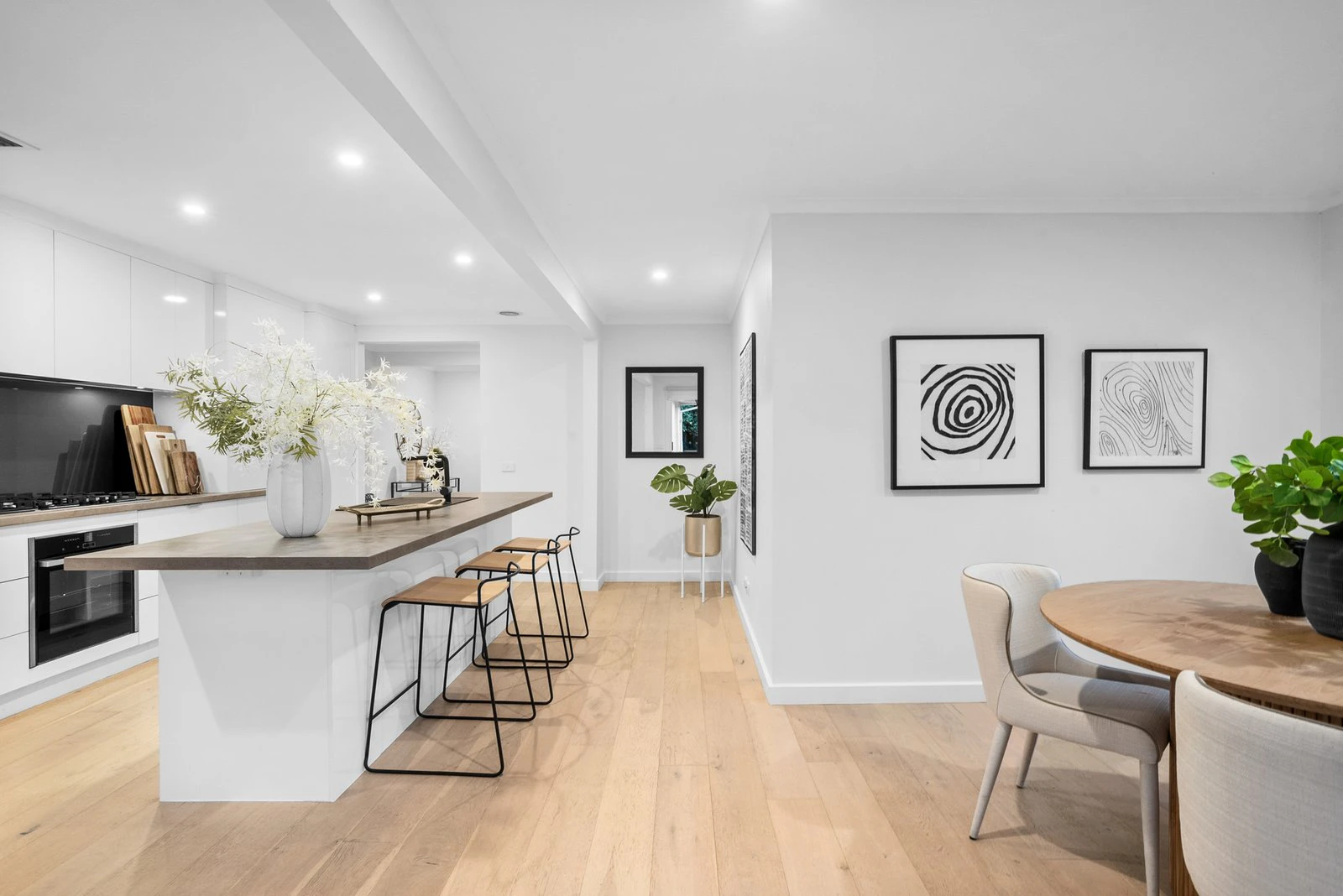 30 Larnook Crescent, Aspendale, 3195