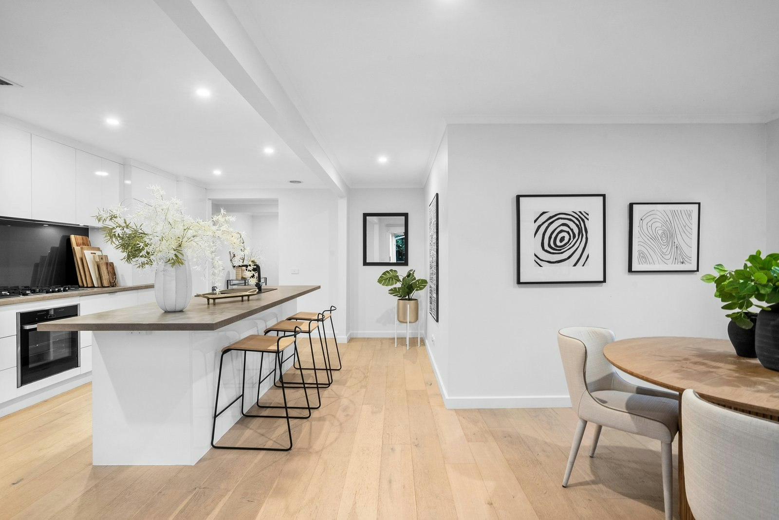 30 Larnook Crescent, Aspendale, 3195