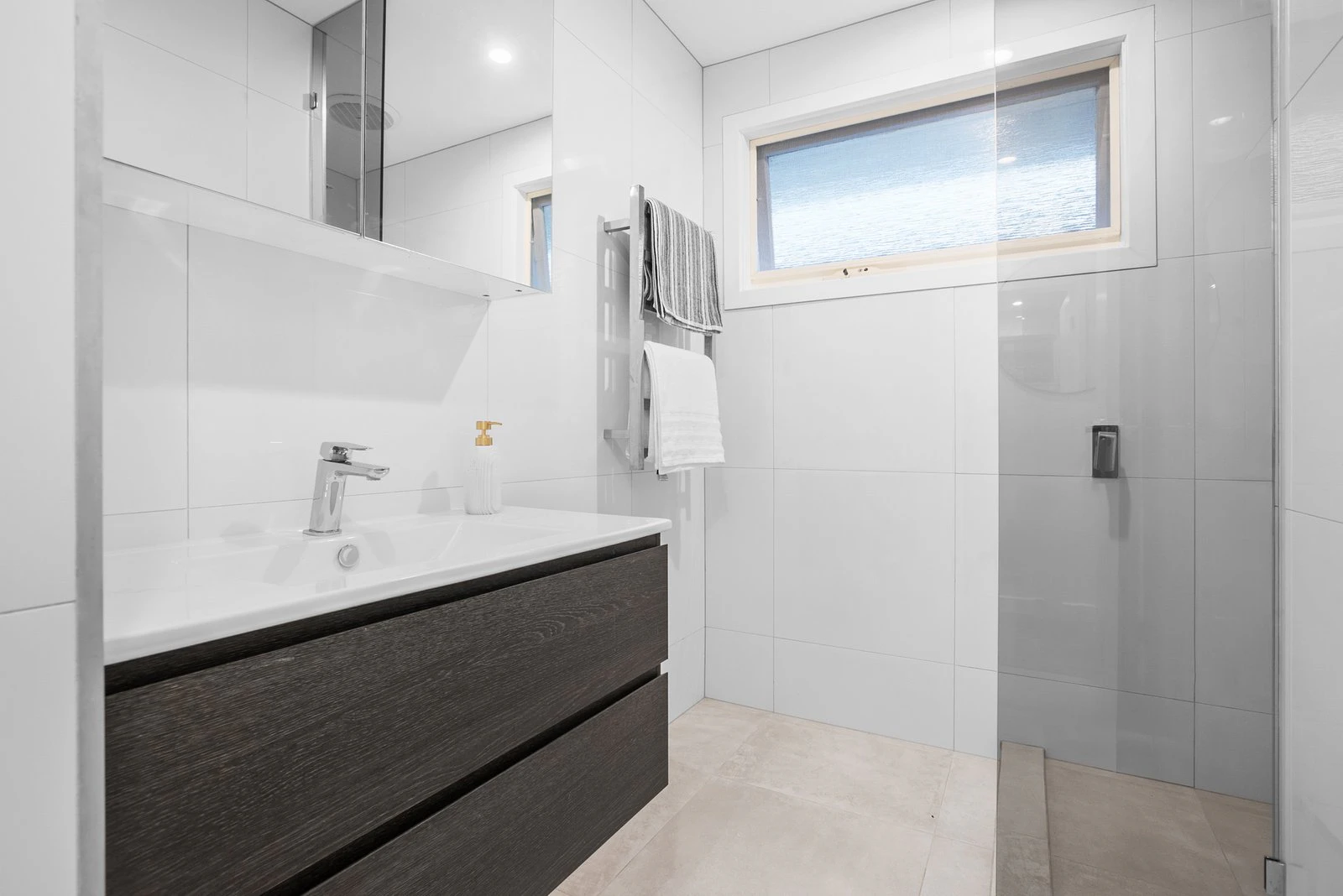 30 Larnook Crescent, Aspendale, 3195