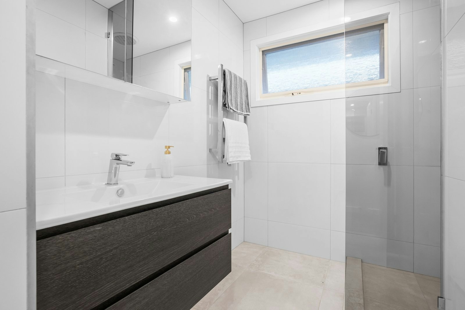 30 Larnook Crescent, Aspendale, 3195