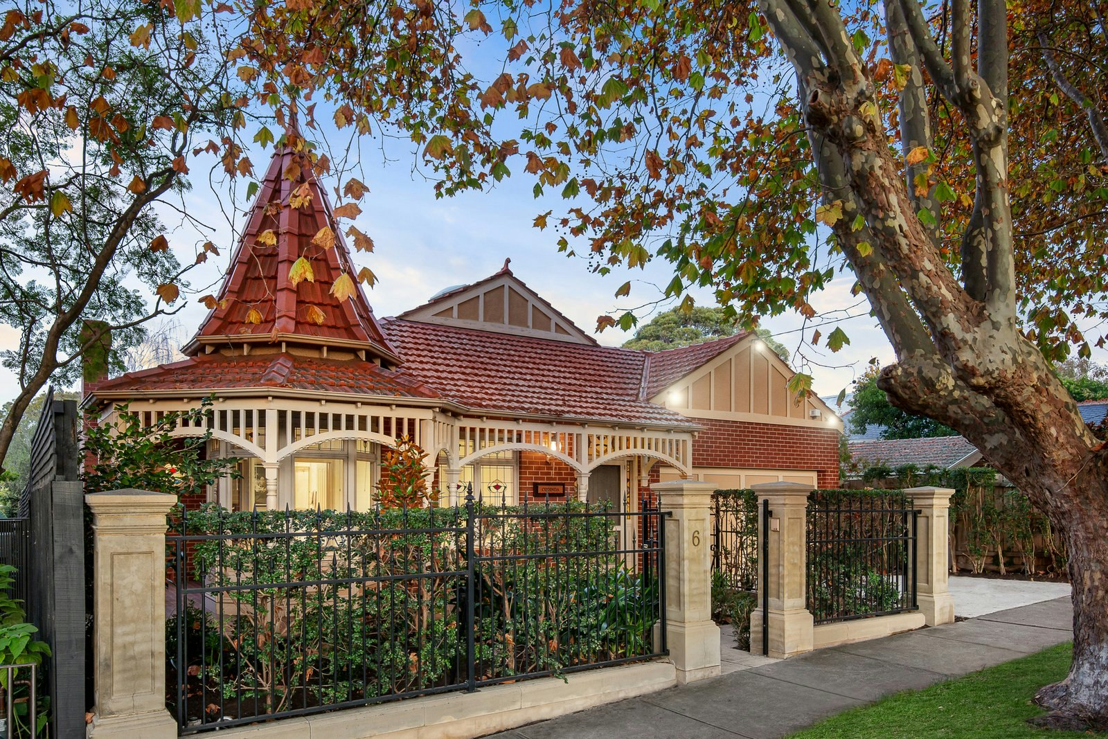 6 Erica Avenue, Glen Iris, 3146