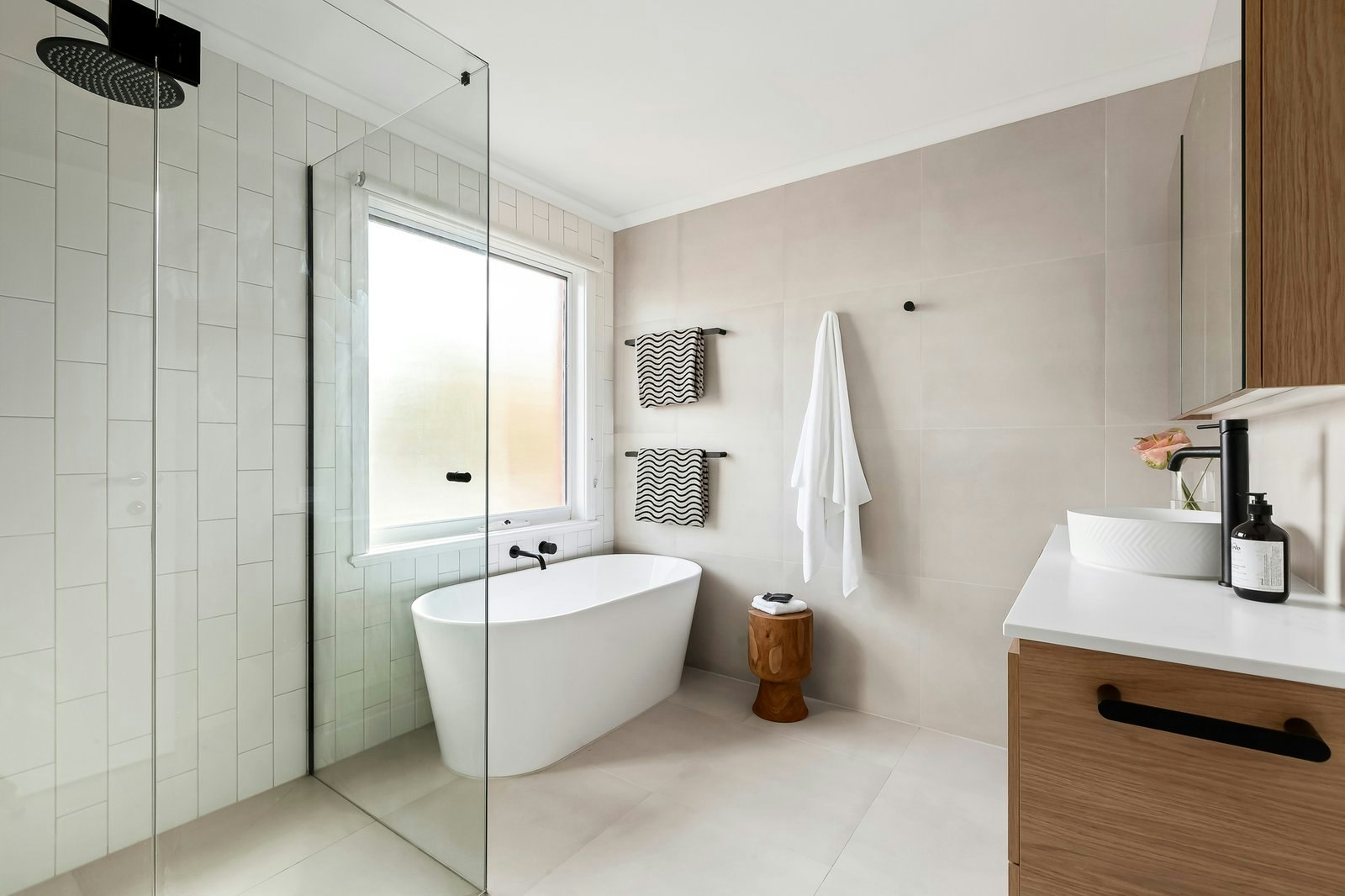 8 Renwick Street, Glen Iris, 3146