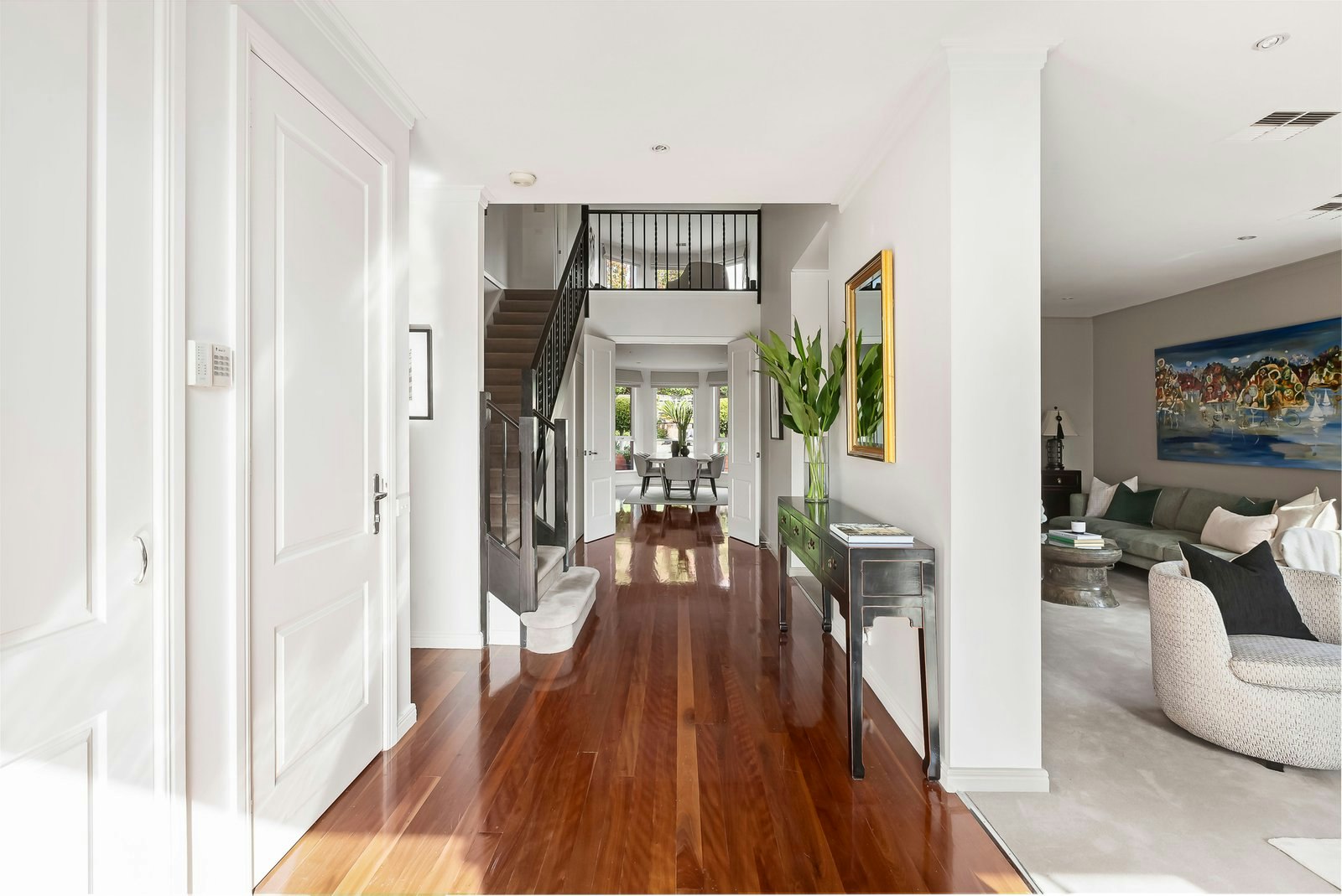 8 Renwick Street, Glen Iris, 3146