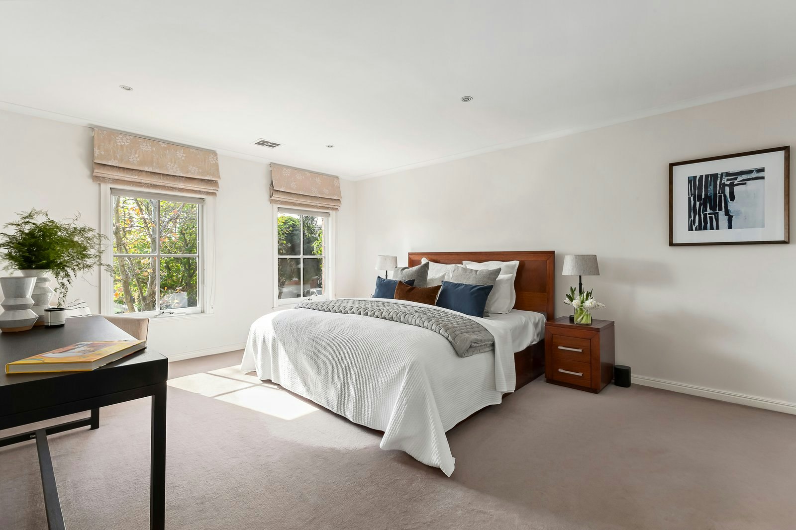 8 Renwick Street, Glen Iris, 3146