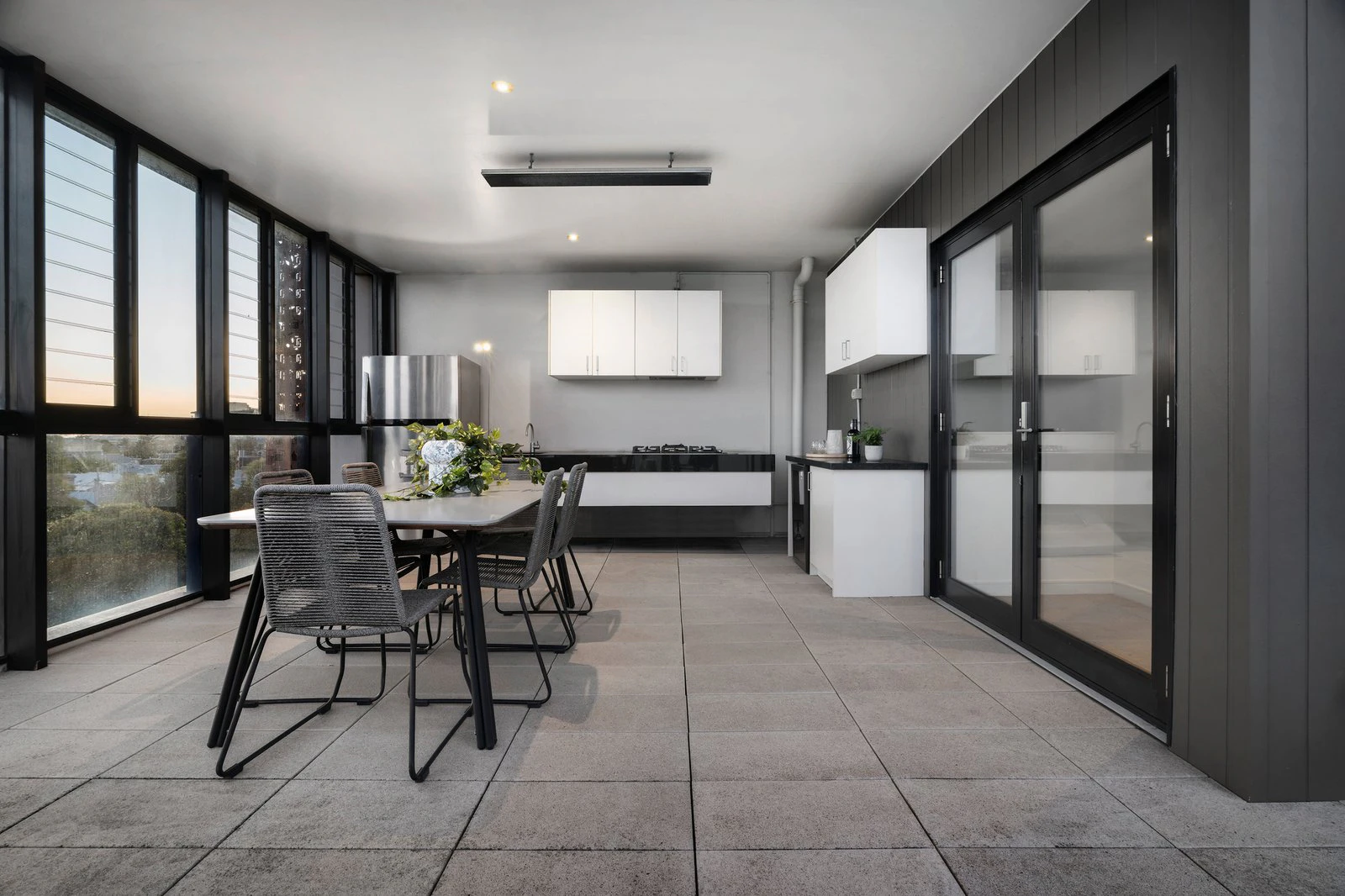 37 Danks Street, Albert Park, 3206