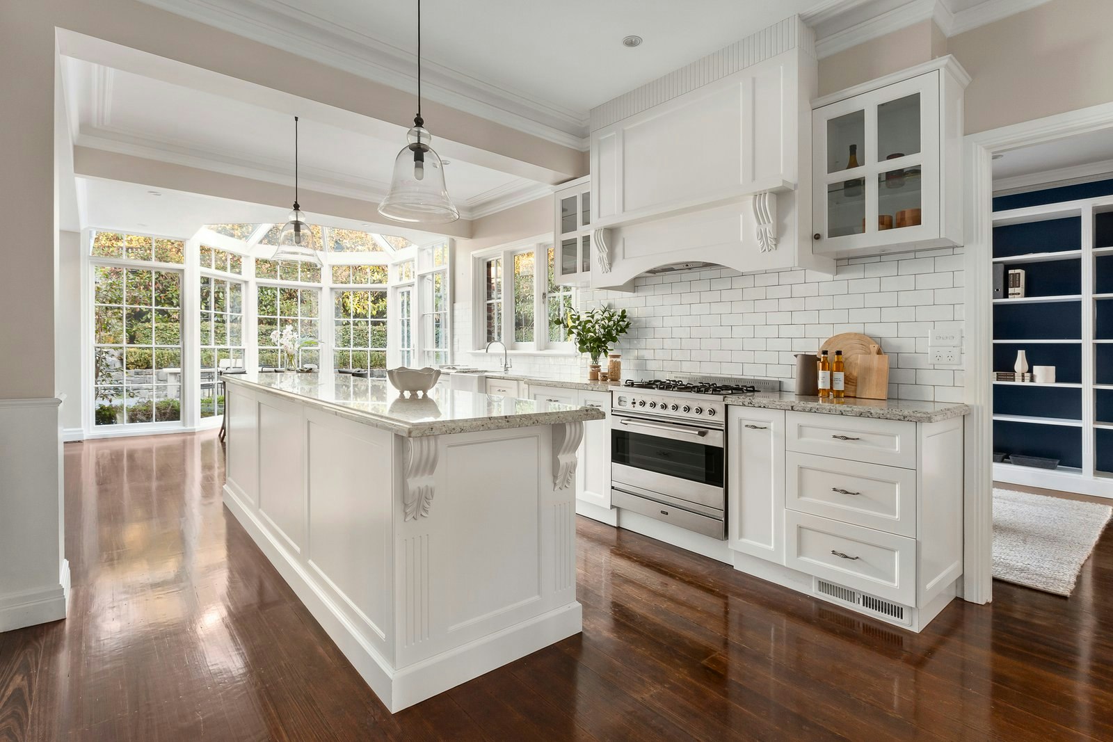 10 Carron Street, Balwyn North, 3104