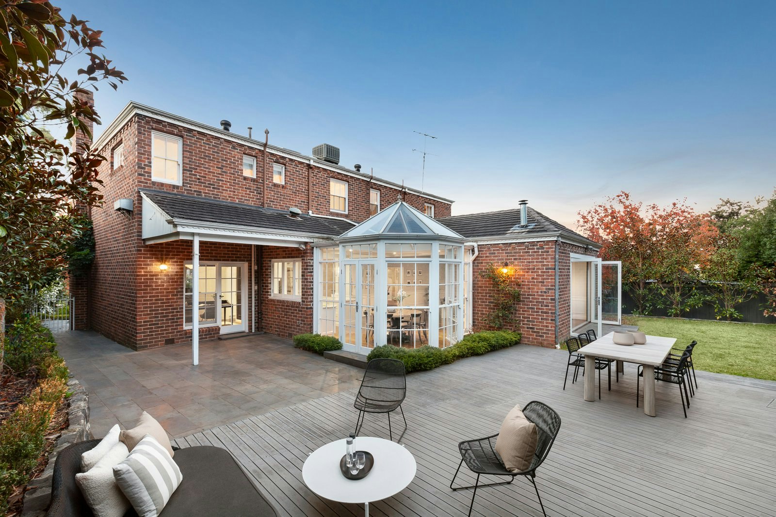 10 Carron Street, Balwyn North, 3104