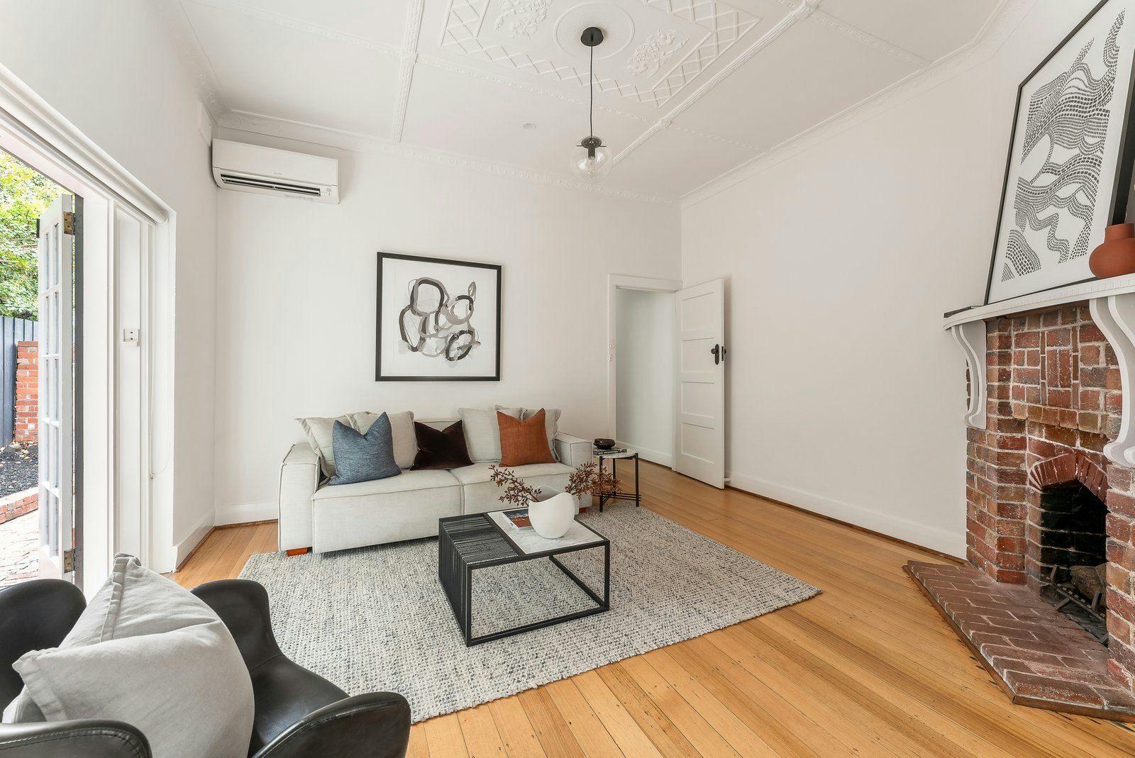 90 Milton Parade, Malvern, 3144