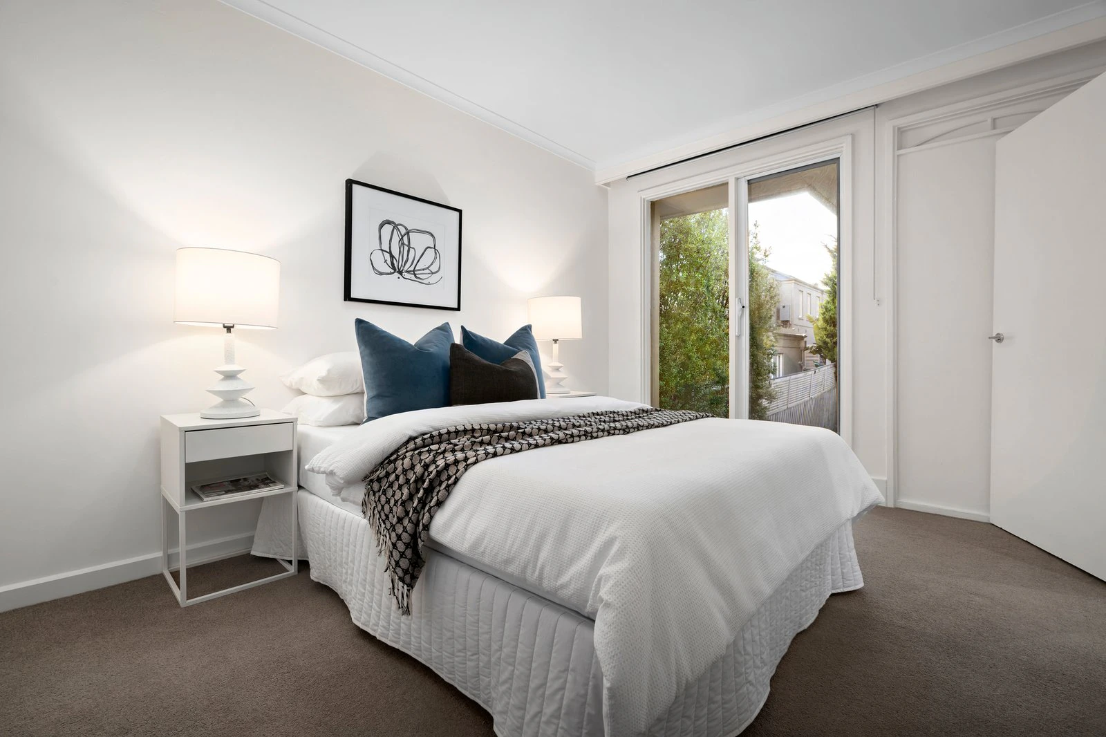2/71 Roslyn Street, Brighton, 3186