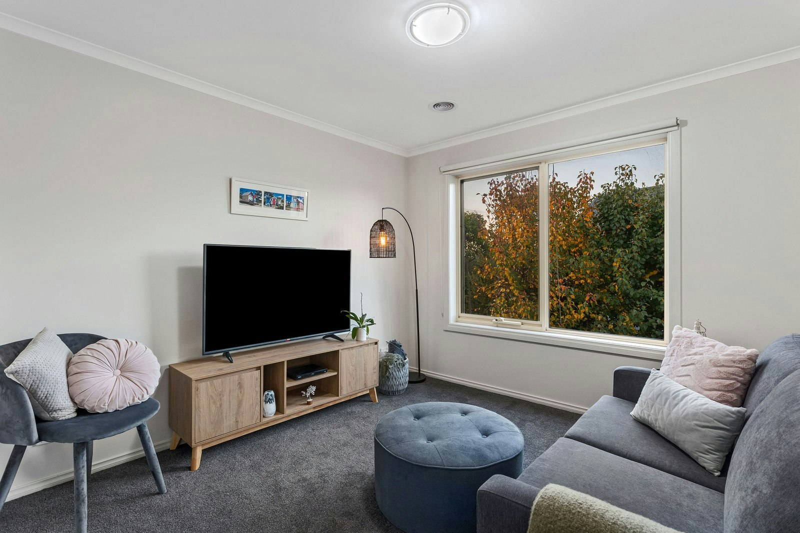 2/61 Nunns Road, Mornington, 3931