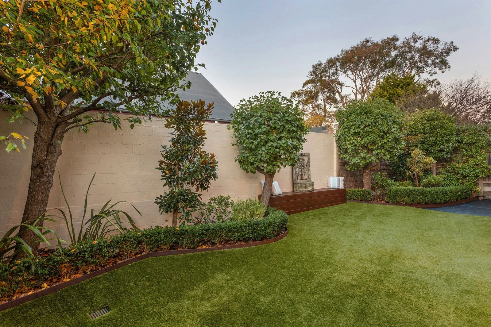 2/61 Nunns Road, Mornington, 3931