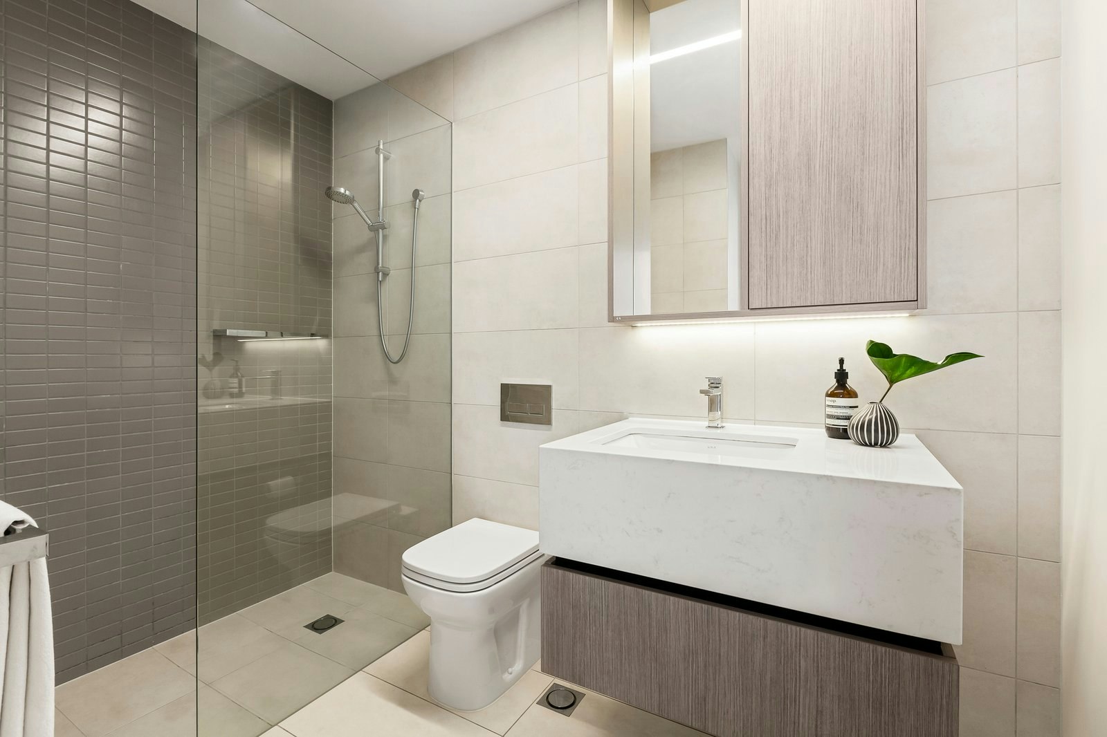 203/828 Burke Road, Camberwell, 3124