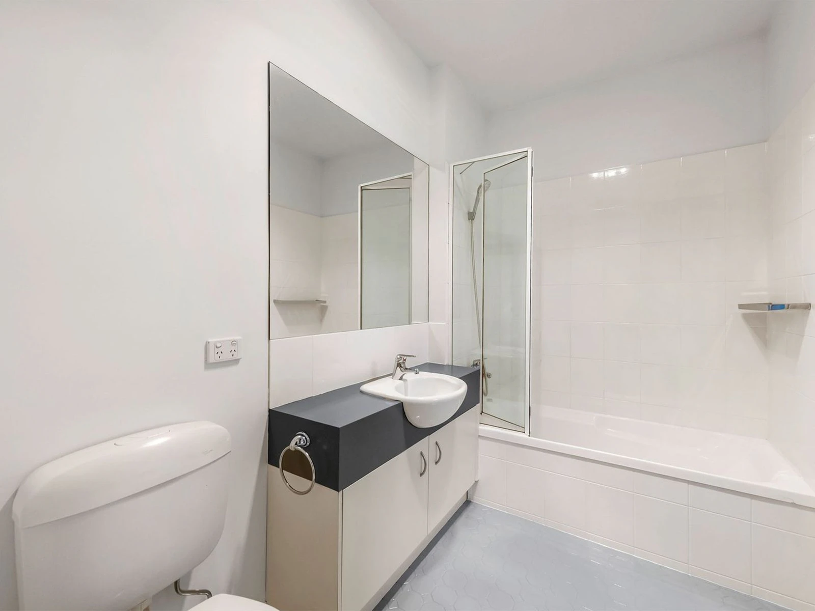 4/145-147 Ormond Road, Elwood, 3184