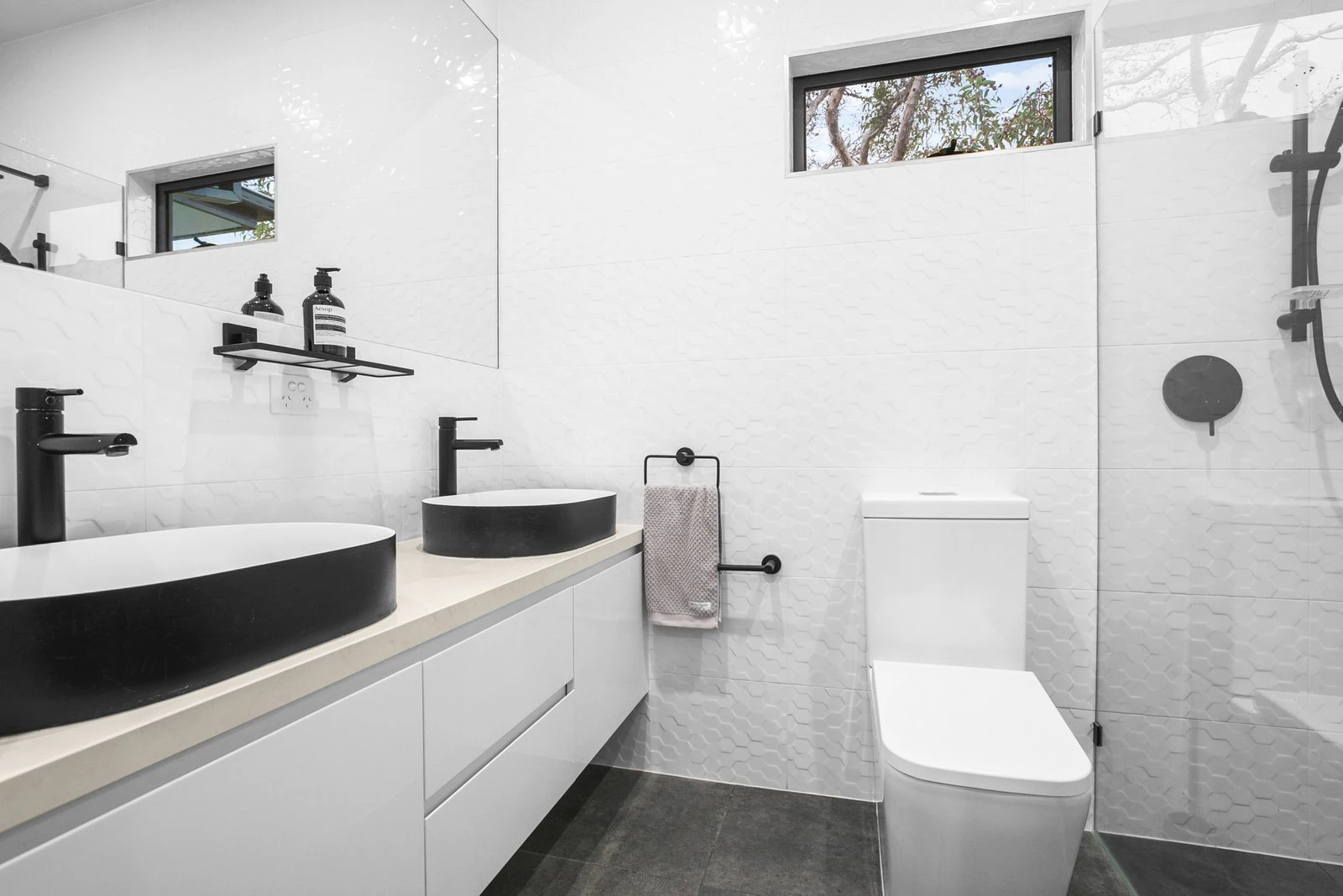 1/12B Austin Road, Hampton, 3188