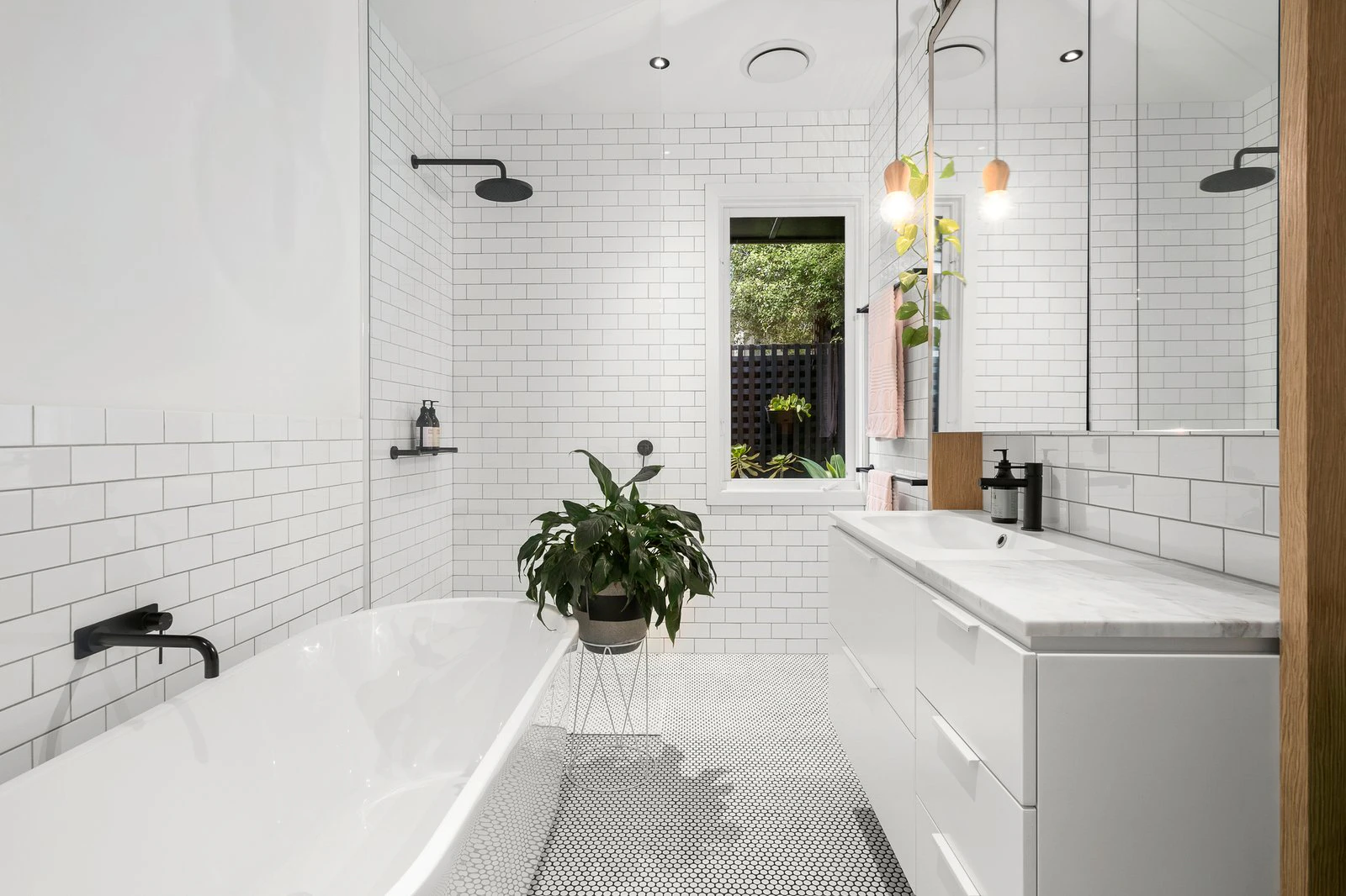 10 Garden Avenue, Brighton East, 3187