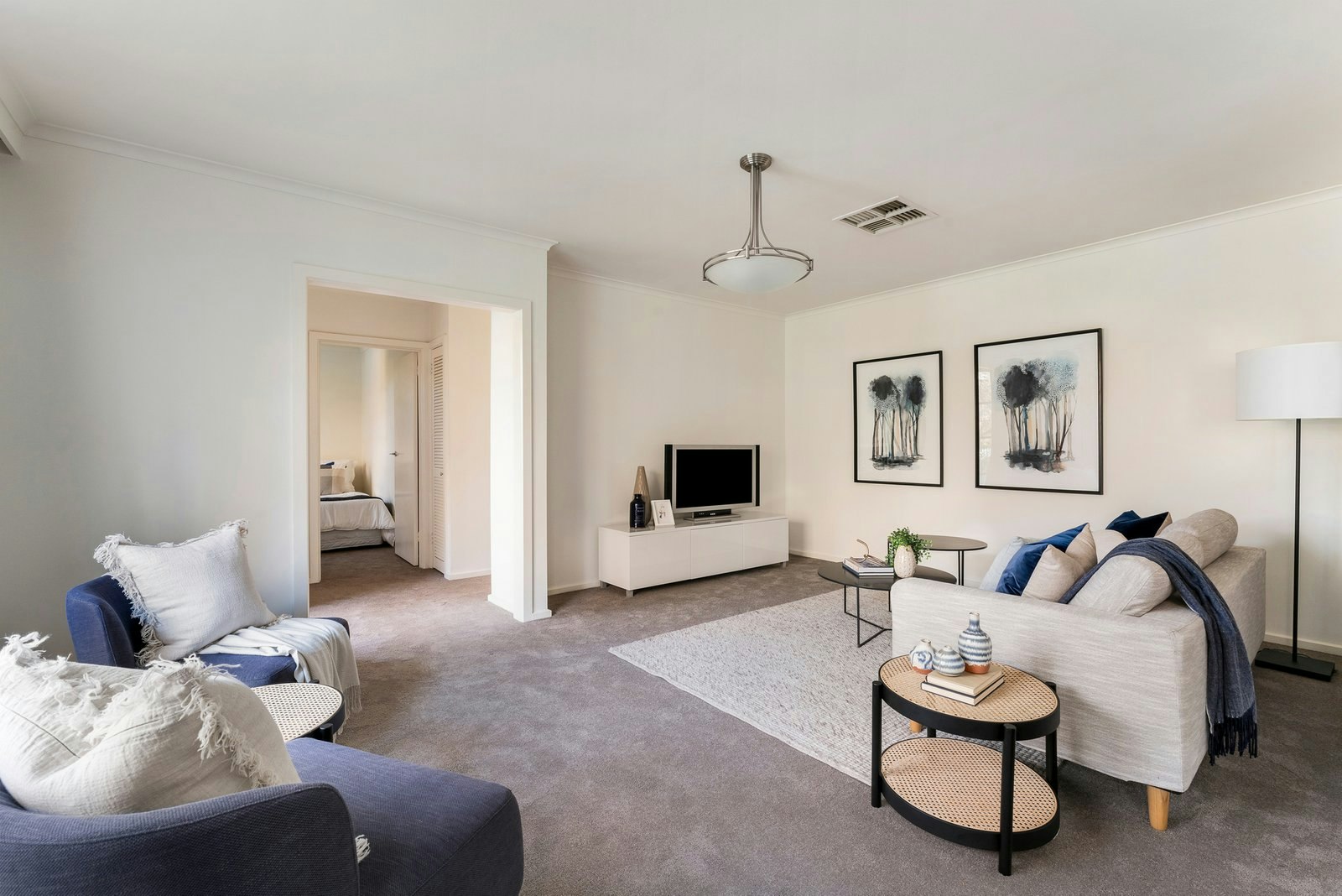 1/15 Essex Road, Surrey Hills, 3127