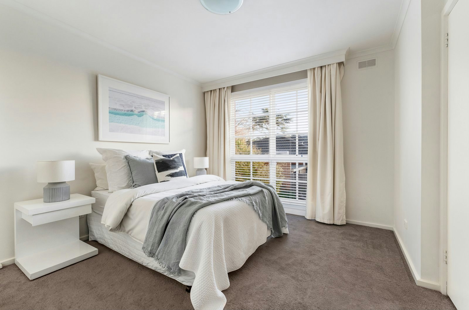 1/15 Essex Road, Surrey Hills, 3127