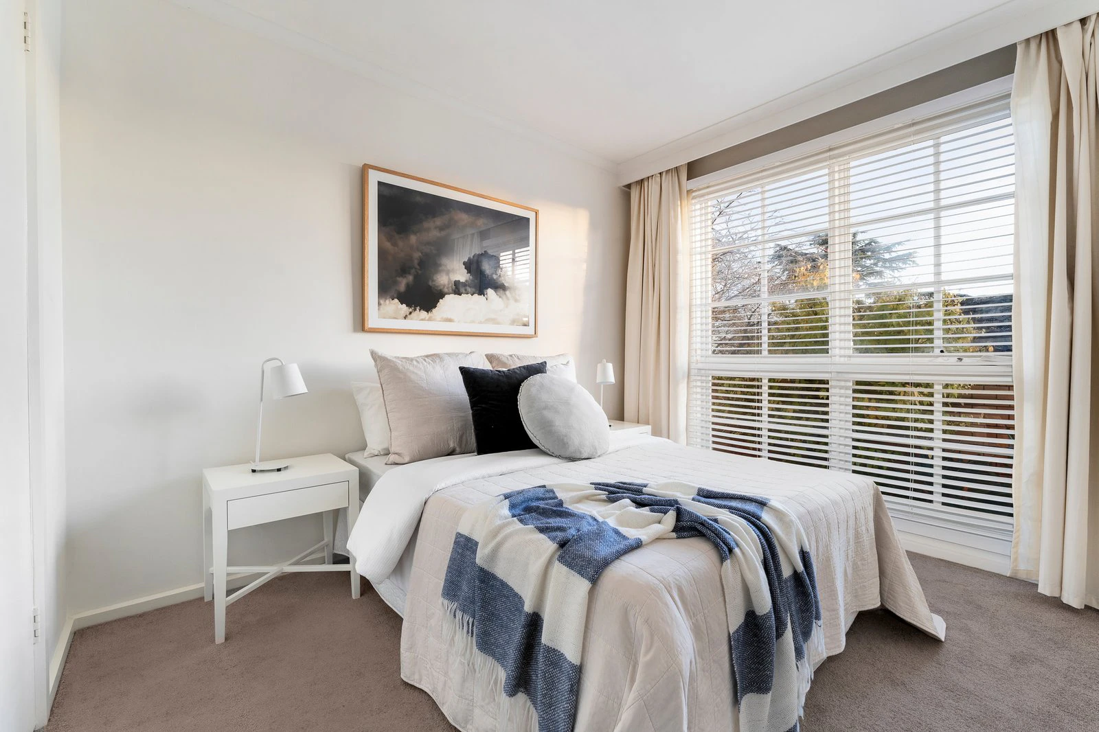 1/15 Essex Road, Surrey Hills, 3127