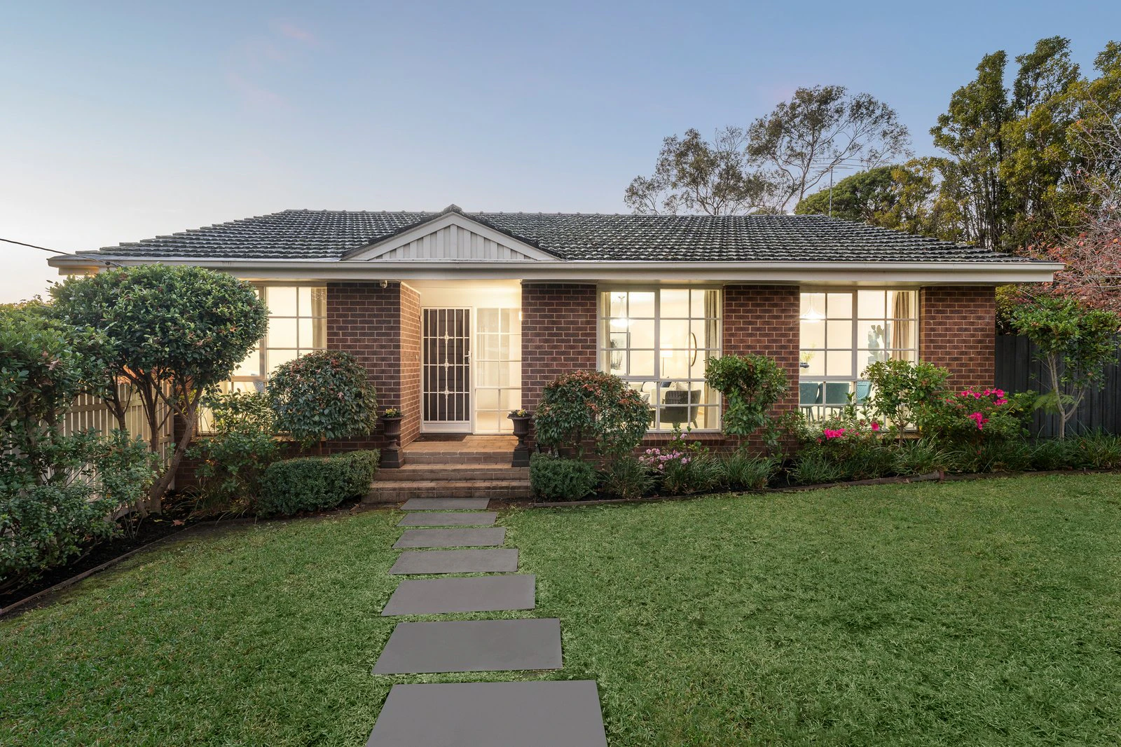 1/15 Essex Road, Surrey Hills, 3127