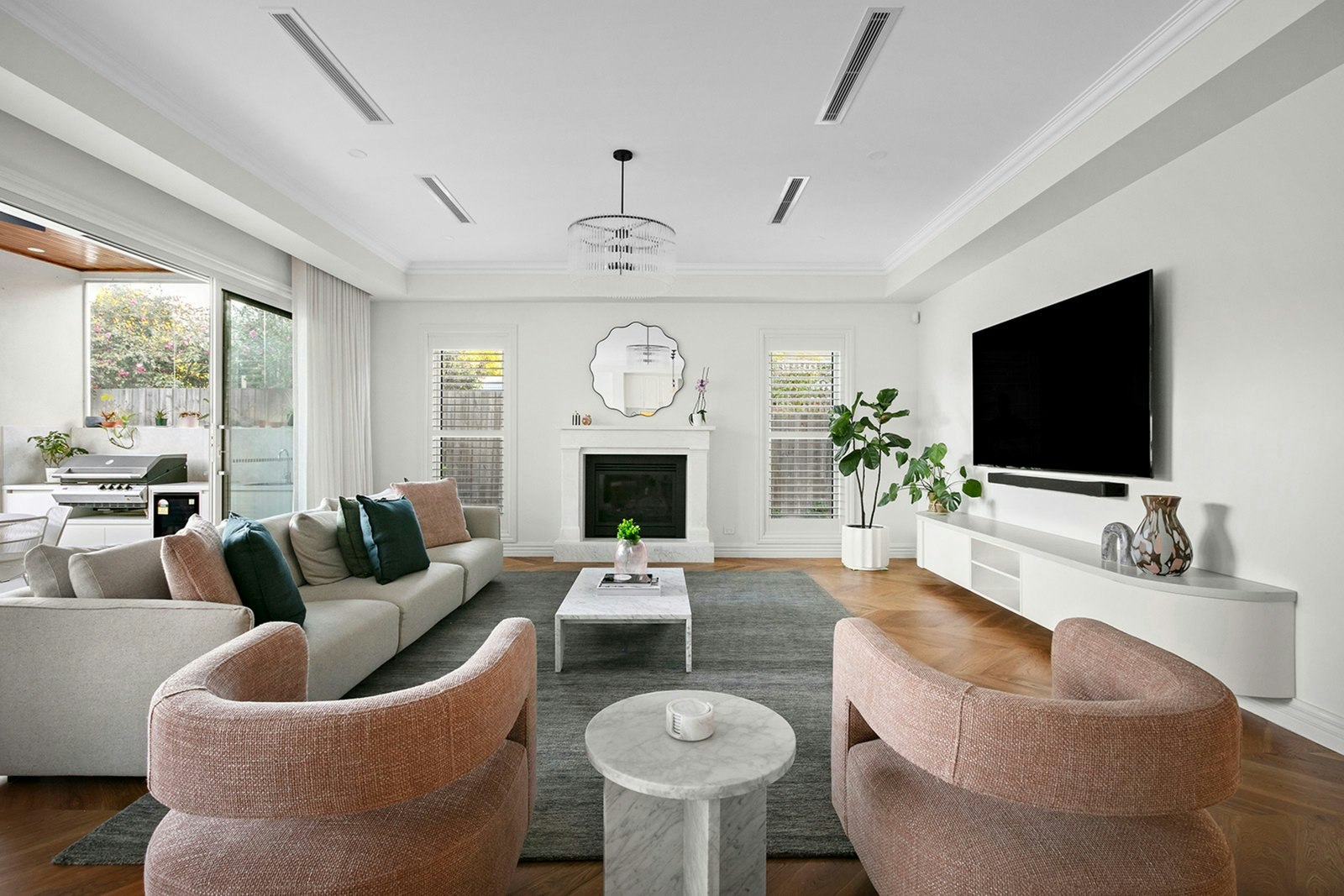 10 Greendale Road, Glen Iris, 3146