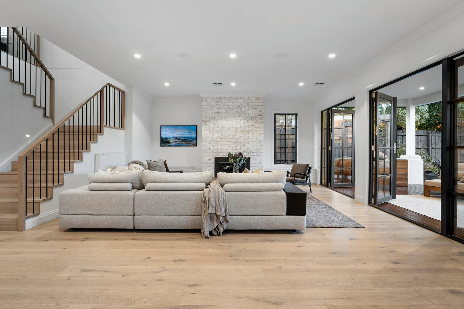 2 Earlsfield Road, Hampton, 3188